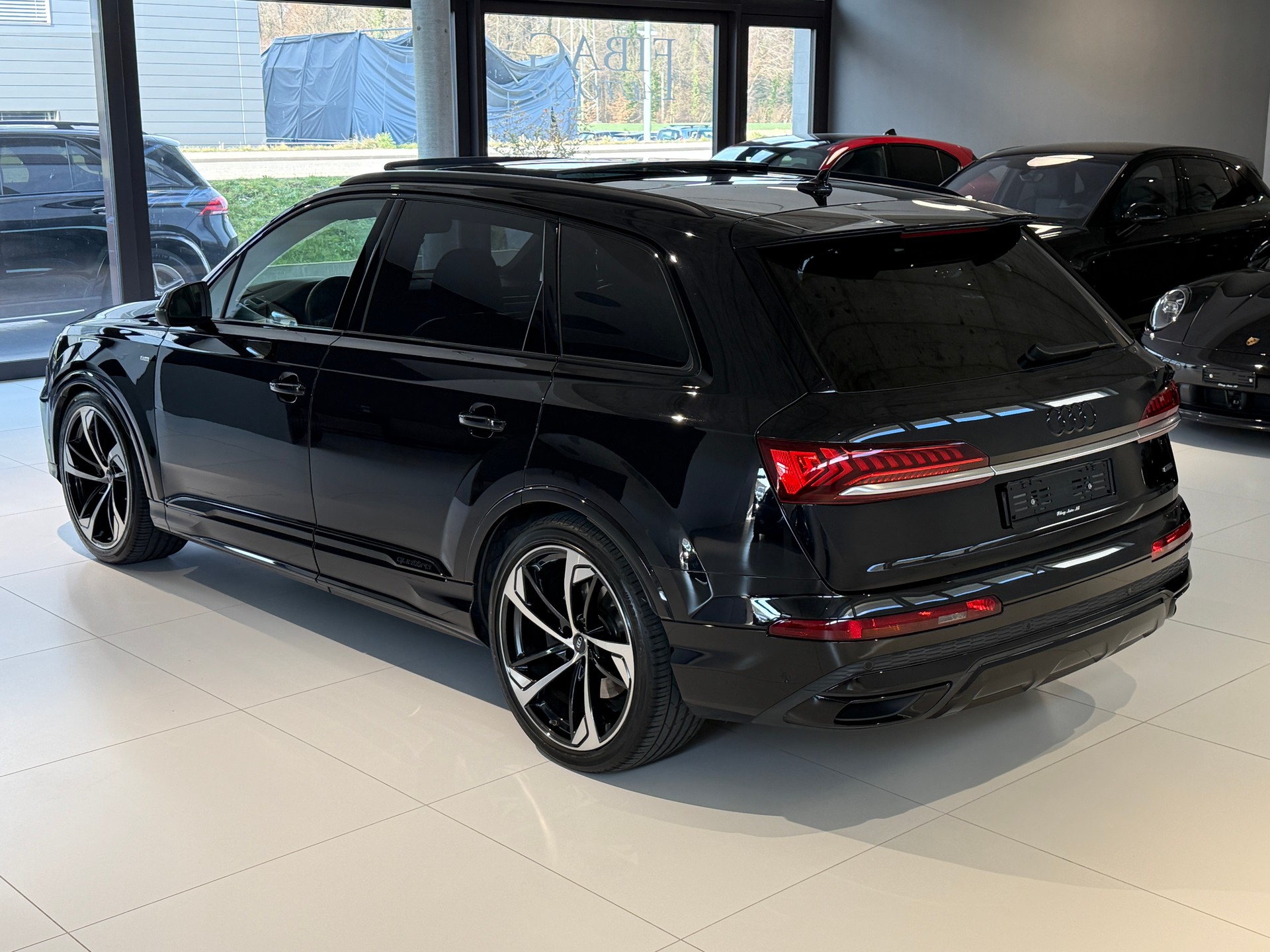 AUDI Q7 50 TDI quattro S Line tiptronic ***7-PLATZ***PANORAMADACH***LENKRADHEIZUNG***LUFTFEDERUNG***ALL-BLACK***-image-37
