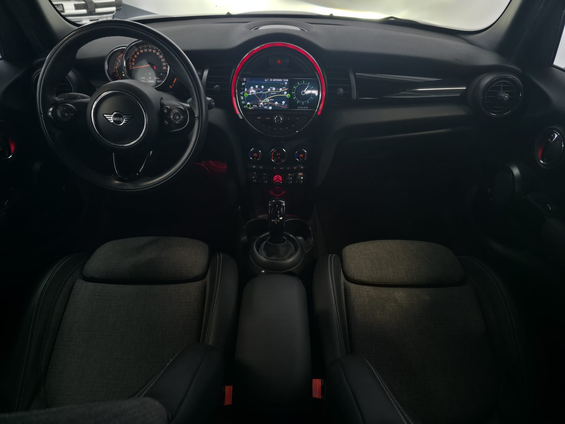 MINI Cooper Blackyard Steptronic DKG-image-12
