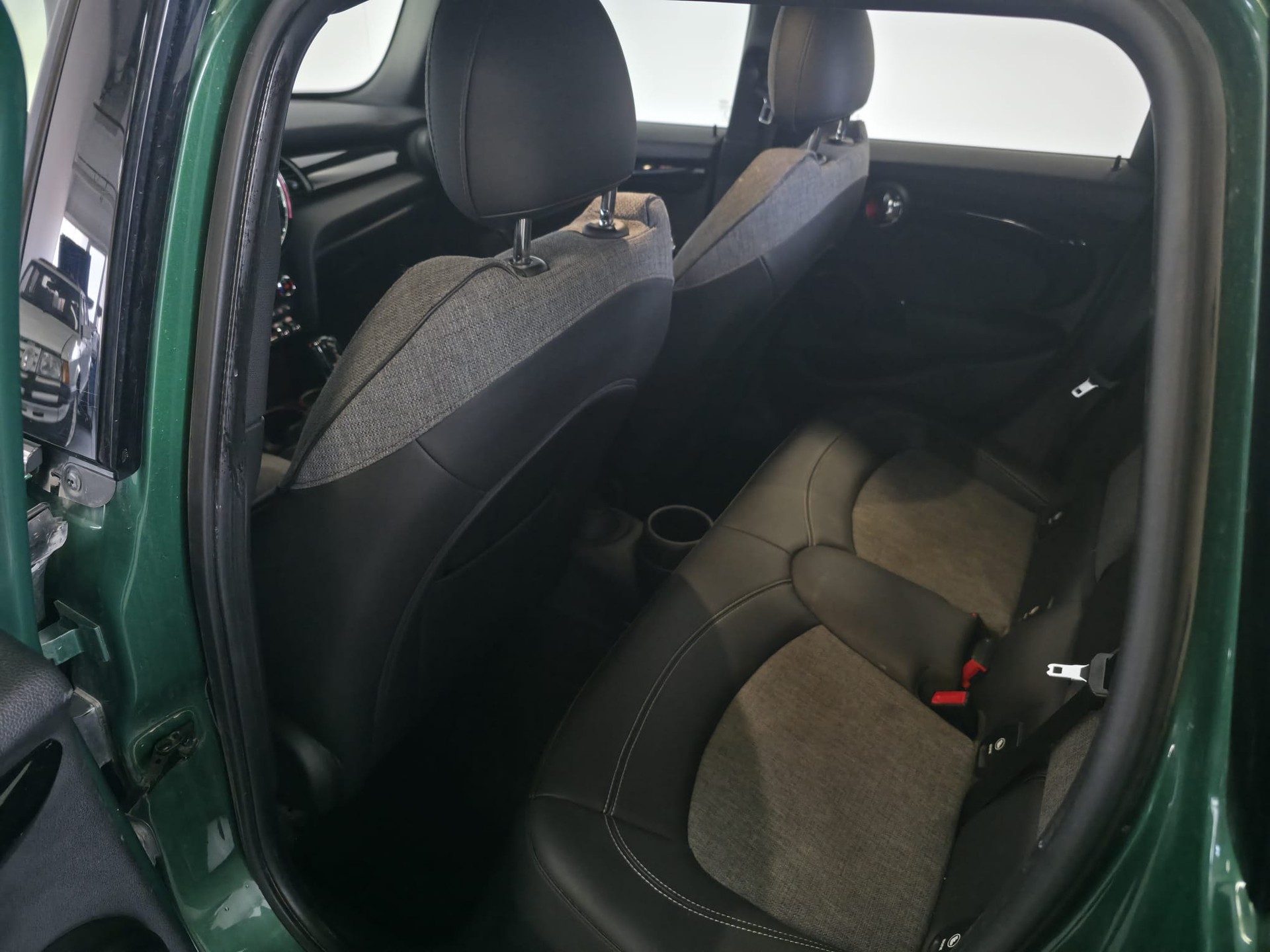 MINI Cooper Blackyard Steptronic DKG-image-16