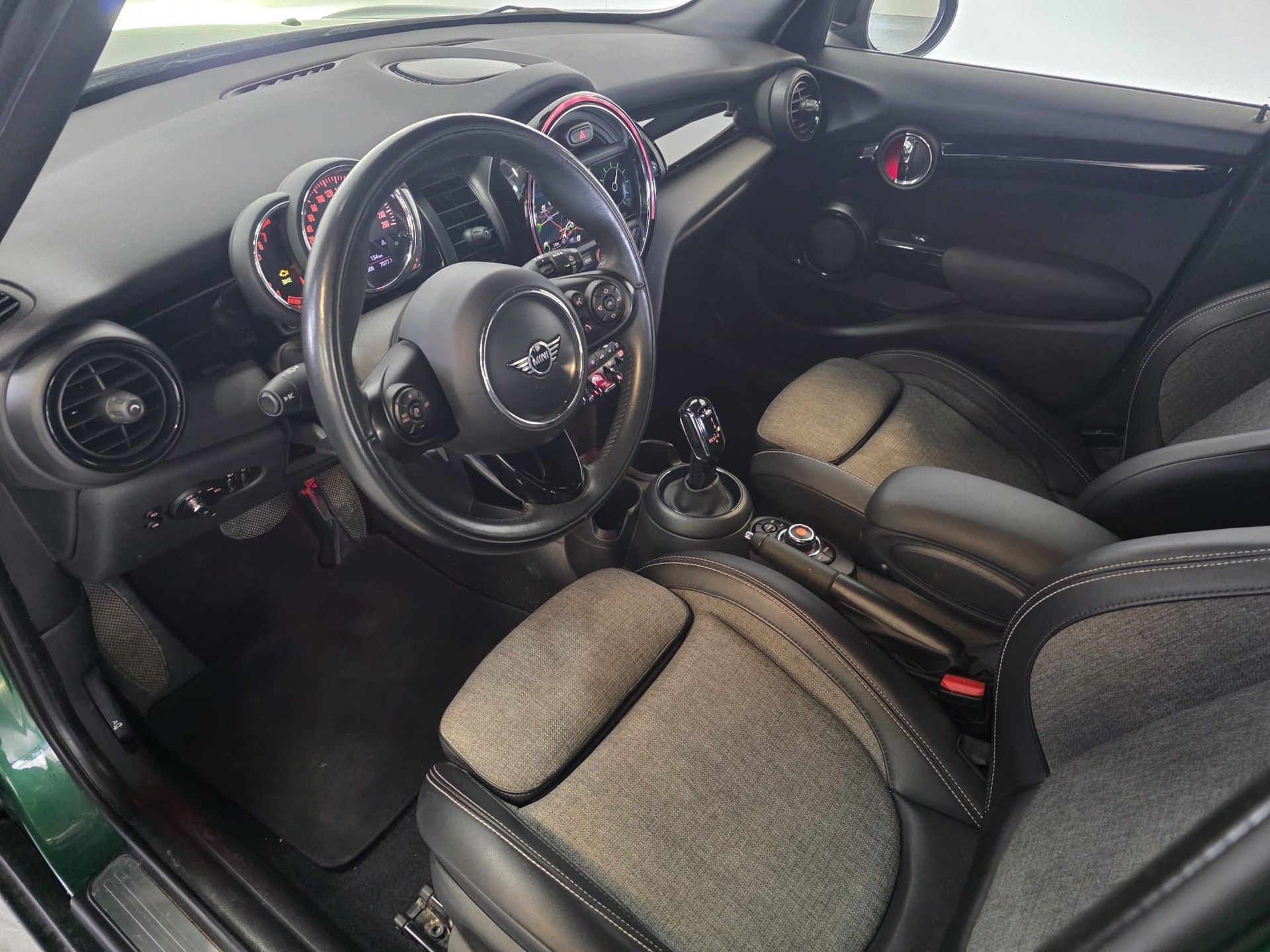 MINI Cooper Blackyard Steptronic DKG-image-14