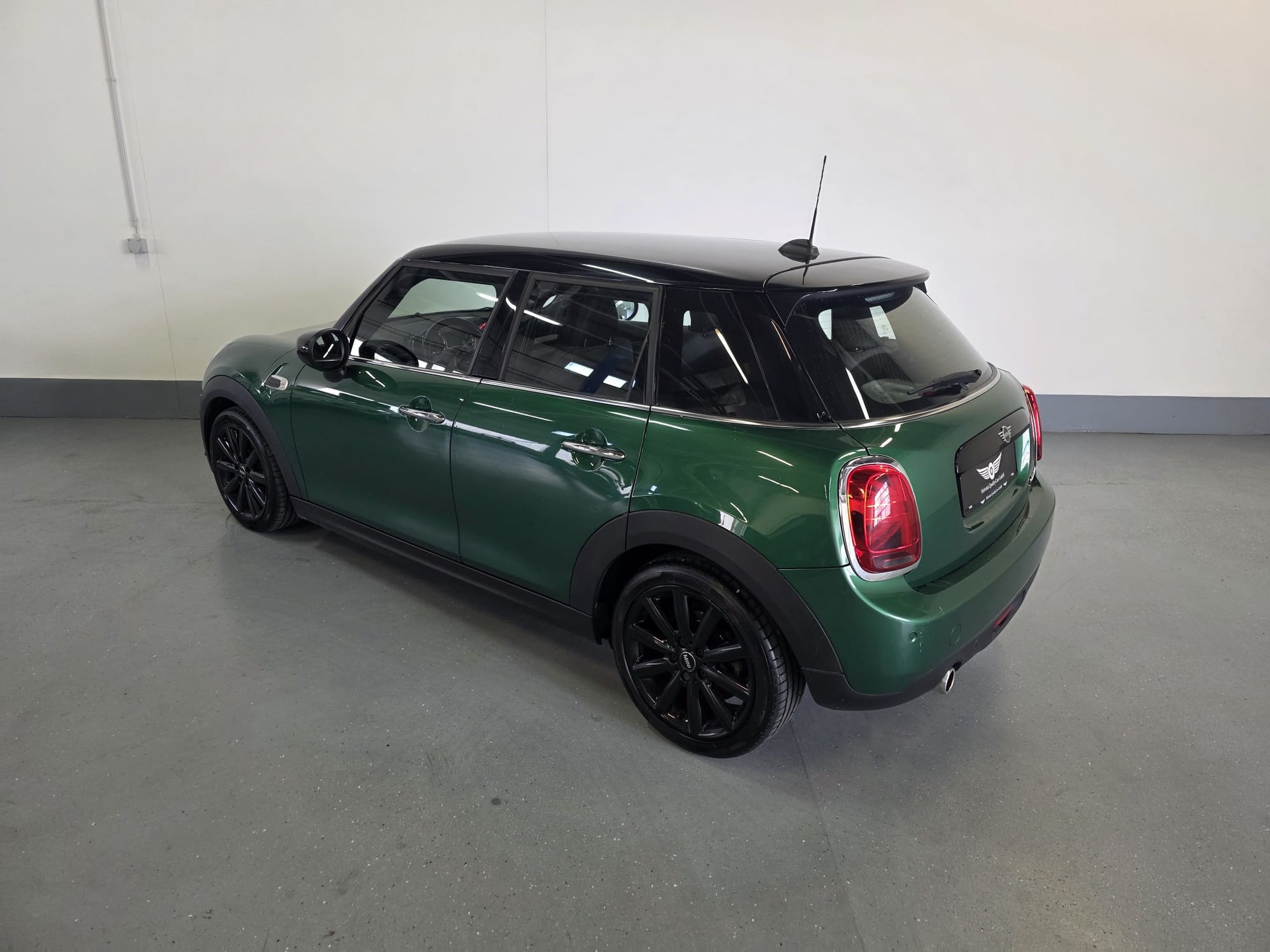 MINI Cooper Blackyard Steptronic DKG-image-8
