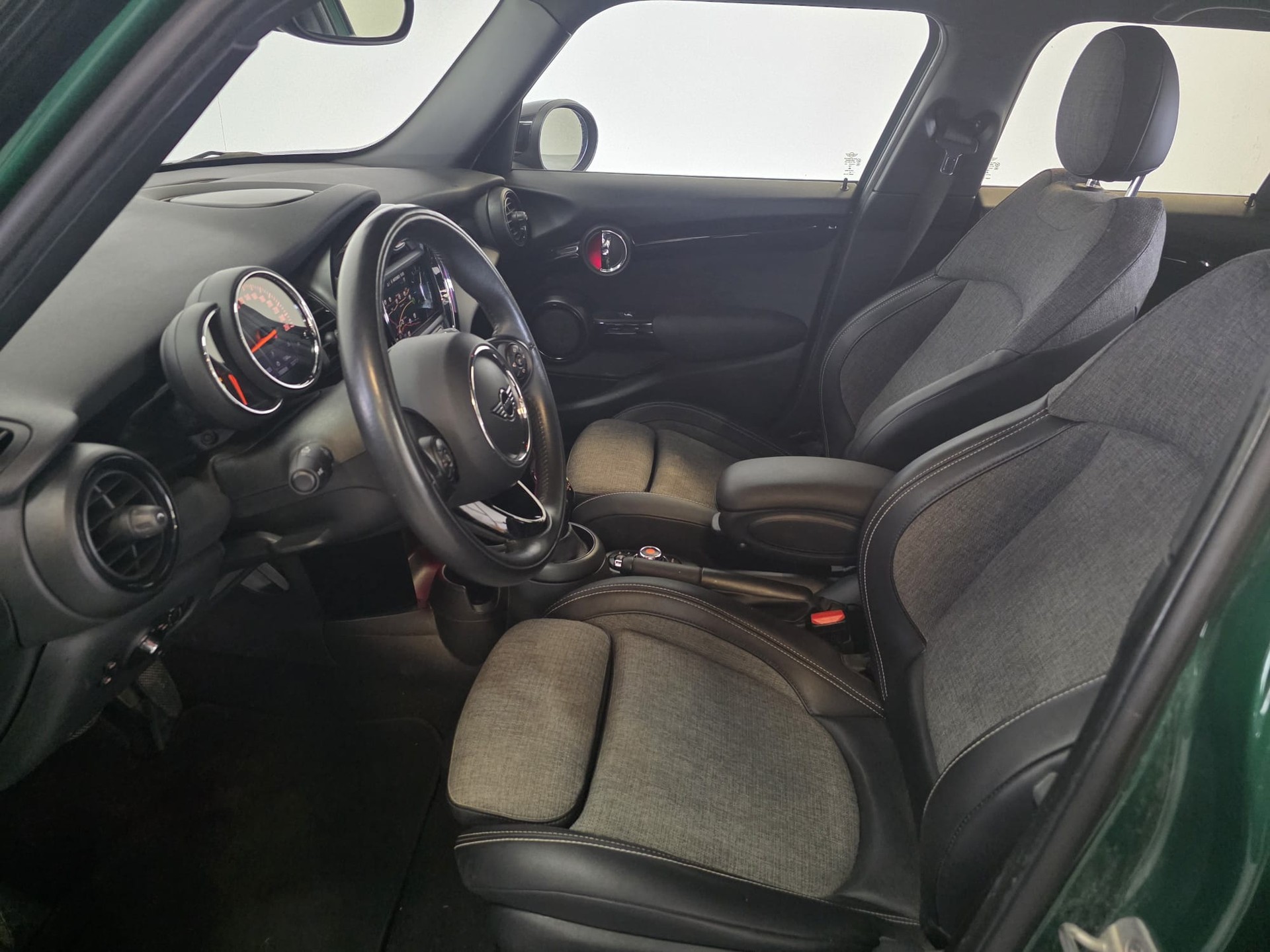 MINI Cooper Blackyard Steptronic DKG-image-15