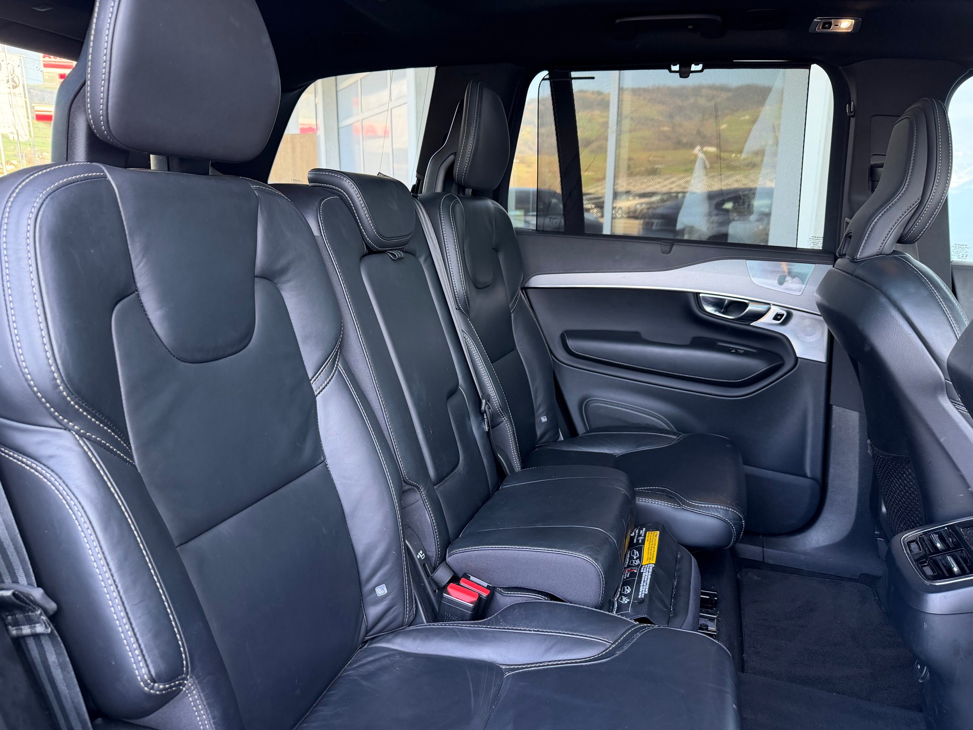 VOLVO XC90 B5 Diesel Mild Hybrid AWD R-Design Geartronic-image-5