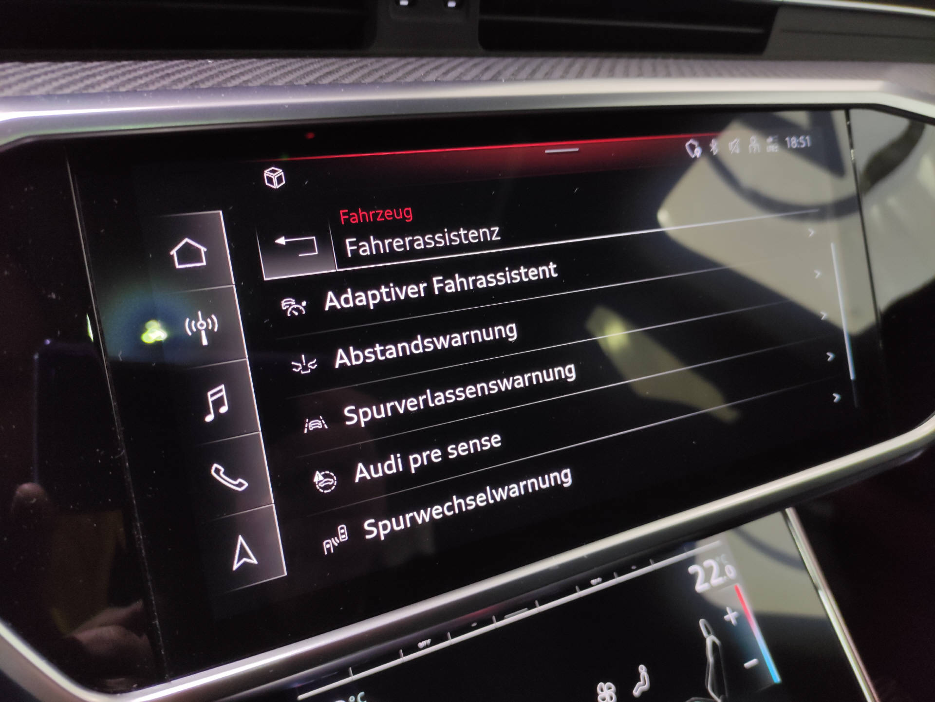 AUDI RS6 Avant 4.0 V8 TFSI quattro T-Tronic-image-6
