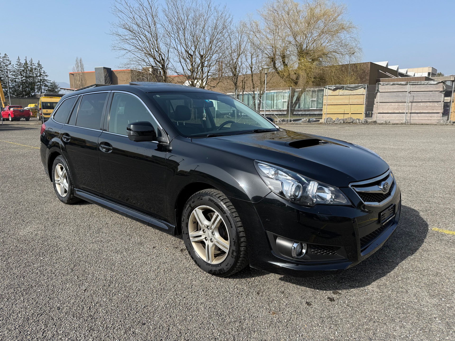 SUBARU Legacy 2.0D Limited S AWD-image-1