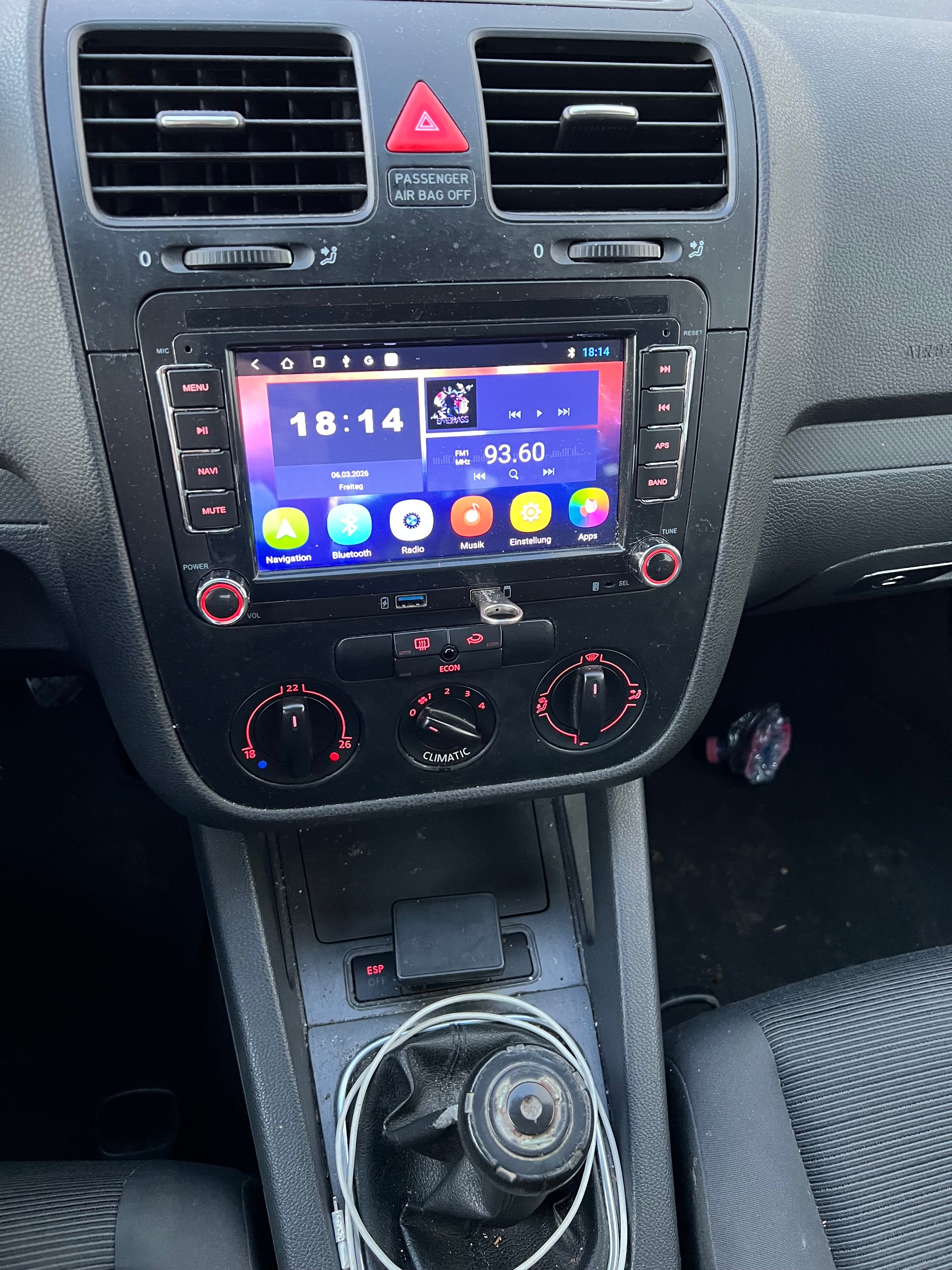 VW Golf 1.6 FSI Trendline-image-9