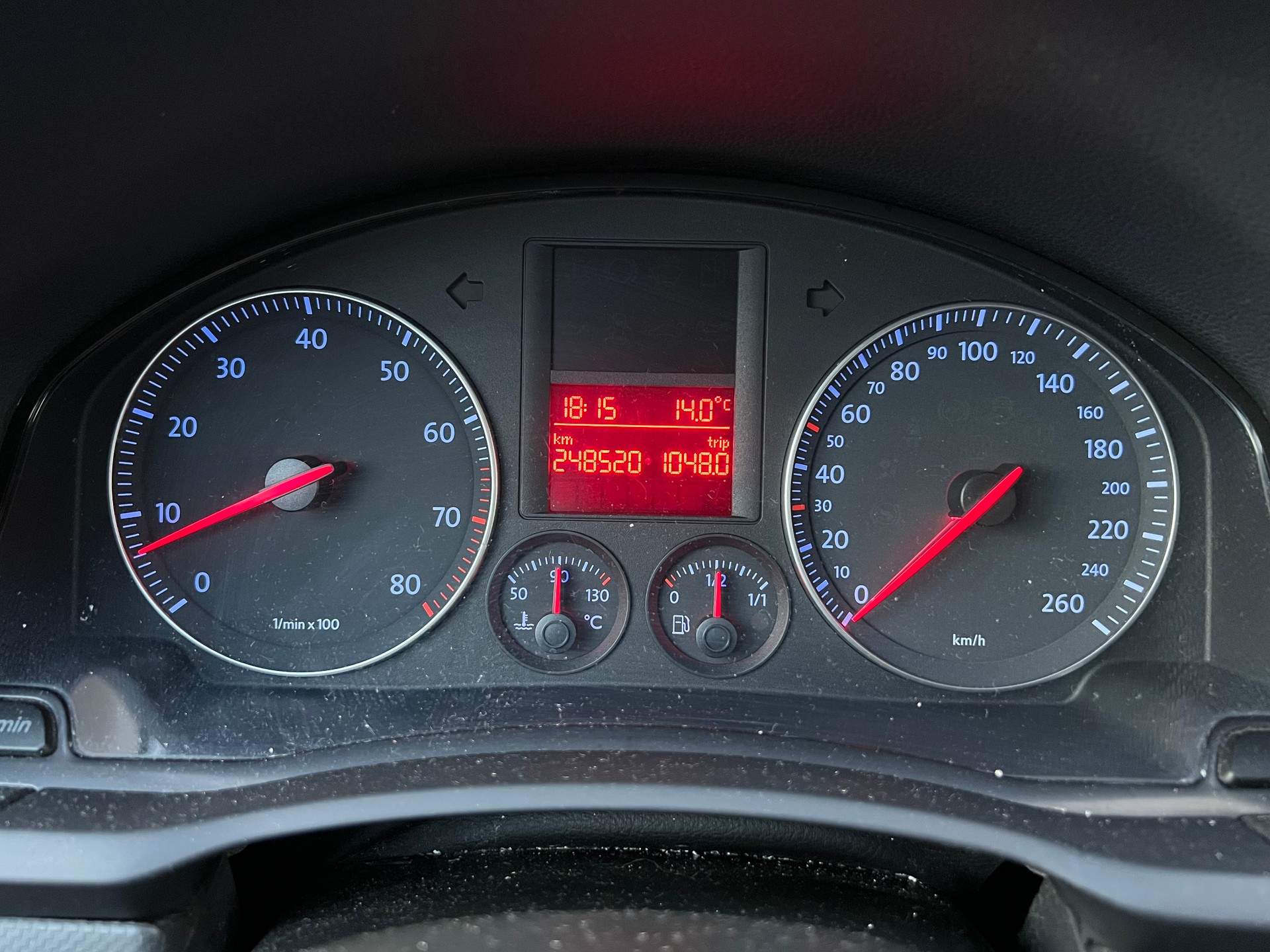 VW Golf 1.6 FSI Trendline-image-10