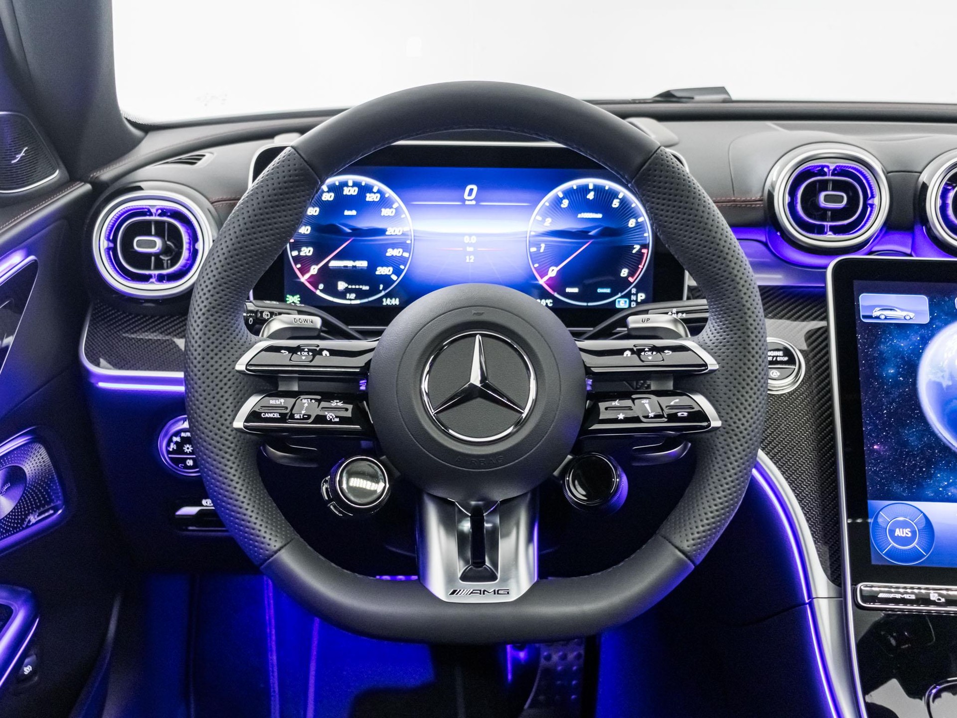 MERCEDES-BENZ C 43 AMG 4MATIC T-Modell "Executive Edition"-image-10