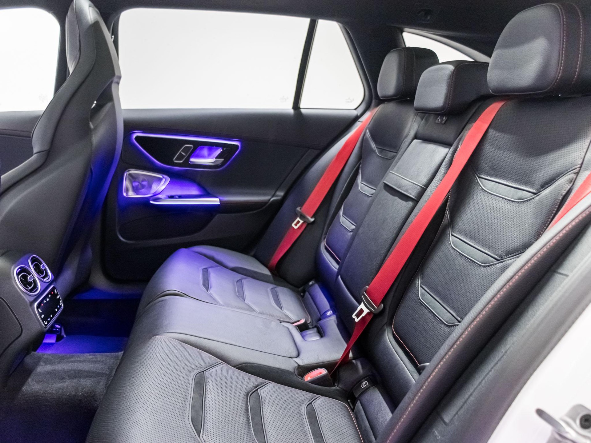 MERCEDES-BENZ C 43 AMG 4MATIC T-Modell "Executive Edition"-image-7