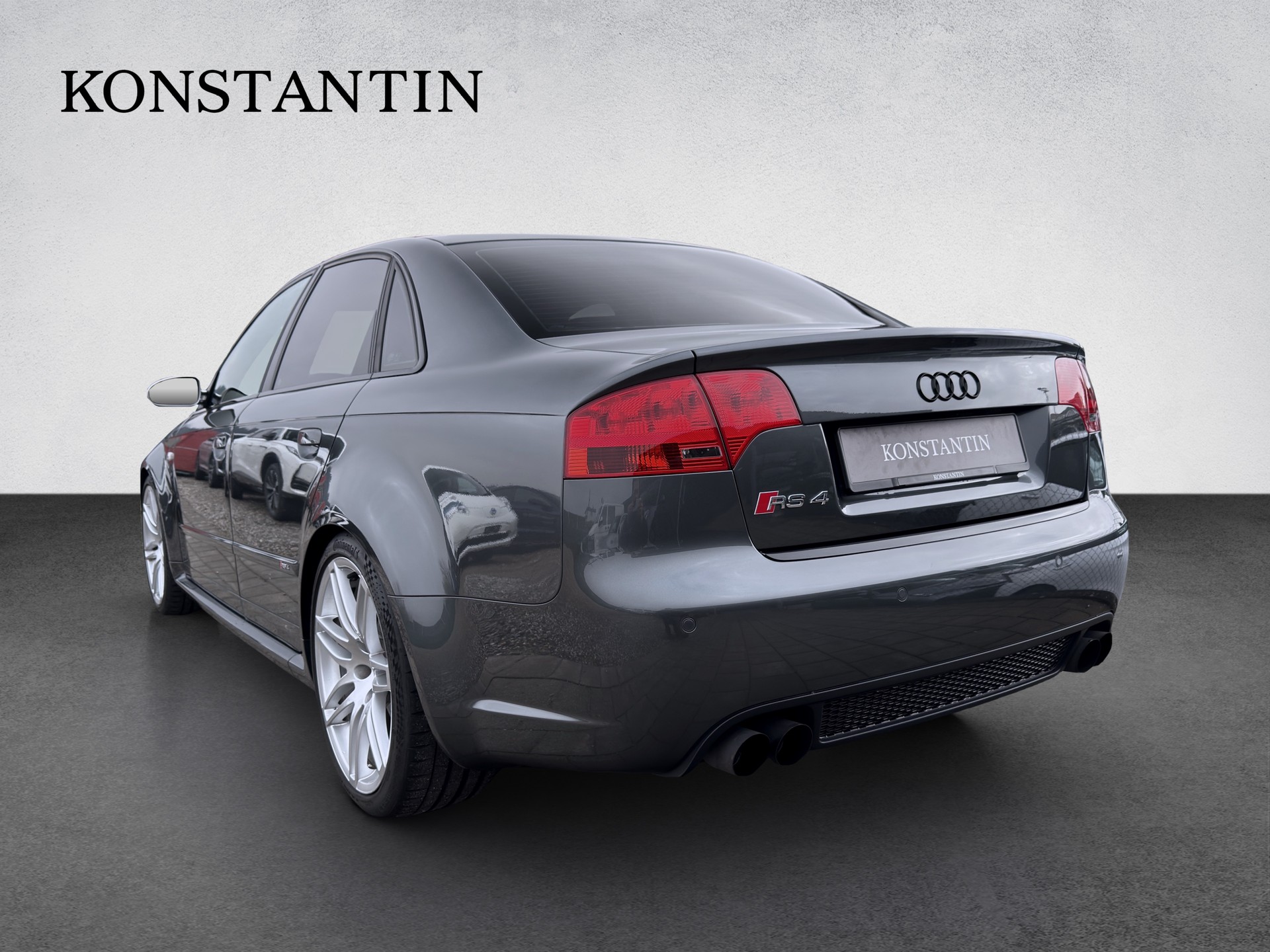 AUDI RS4 Limousine 4.2 V8 quattro-image-3