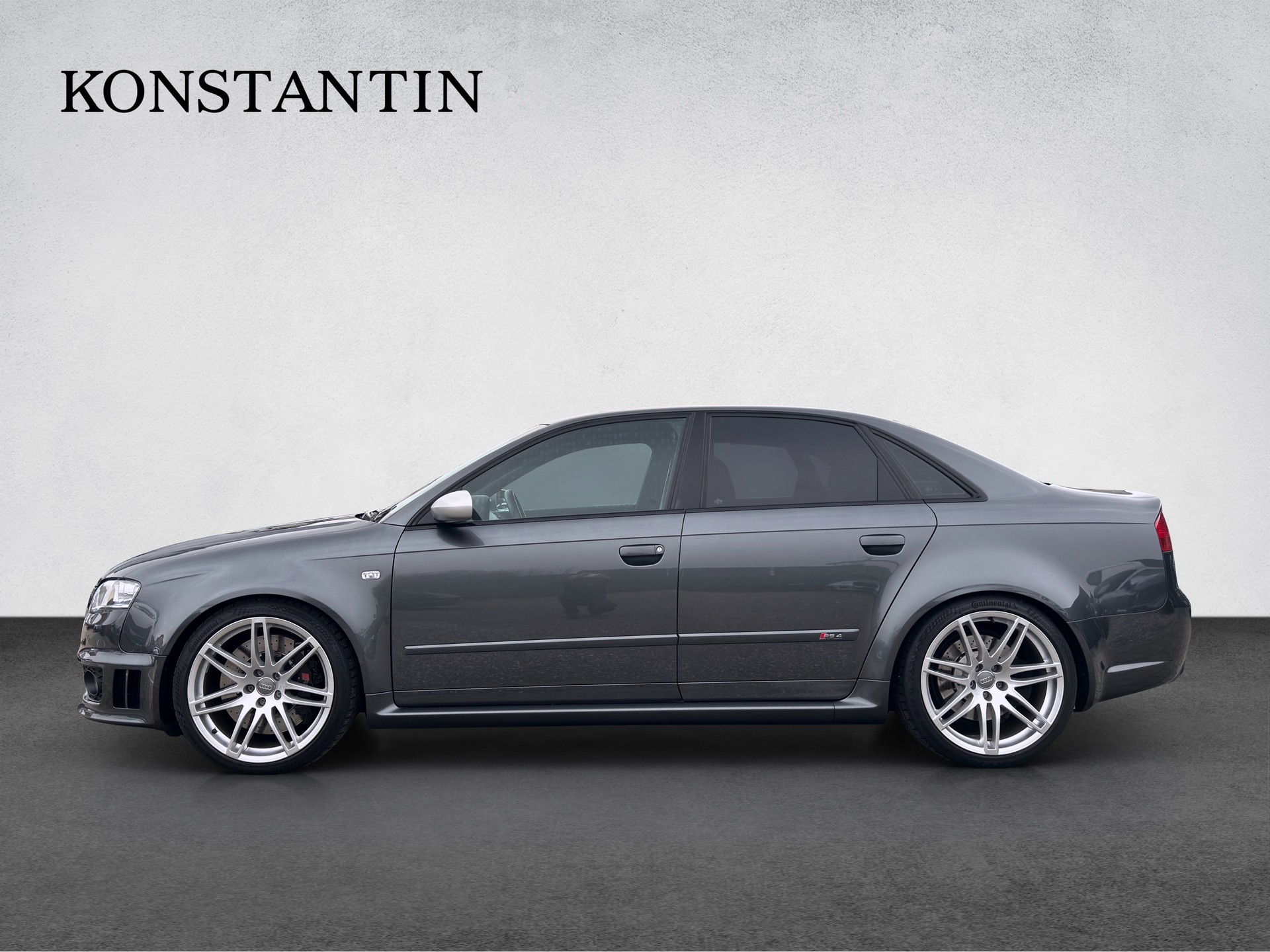 AUDI RS4 Limousine 4.2 V8 quattro-image-2