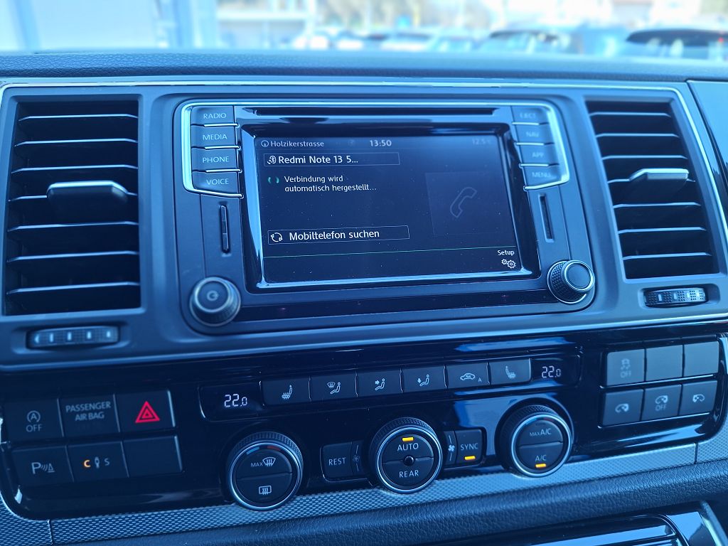 VW T6 Multivan 2.0 Bi-TDI Highline Liberty 4Motion-image-17