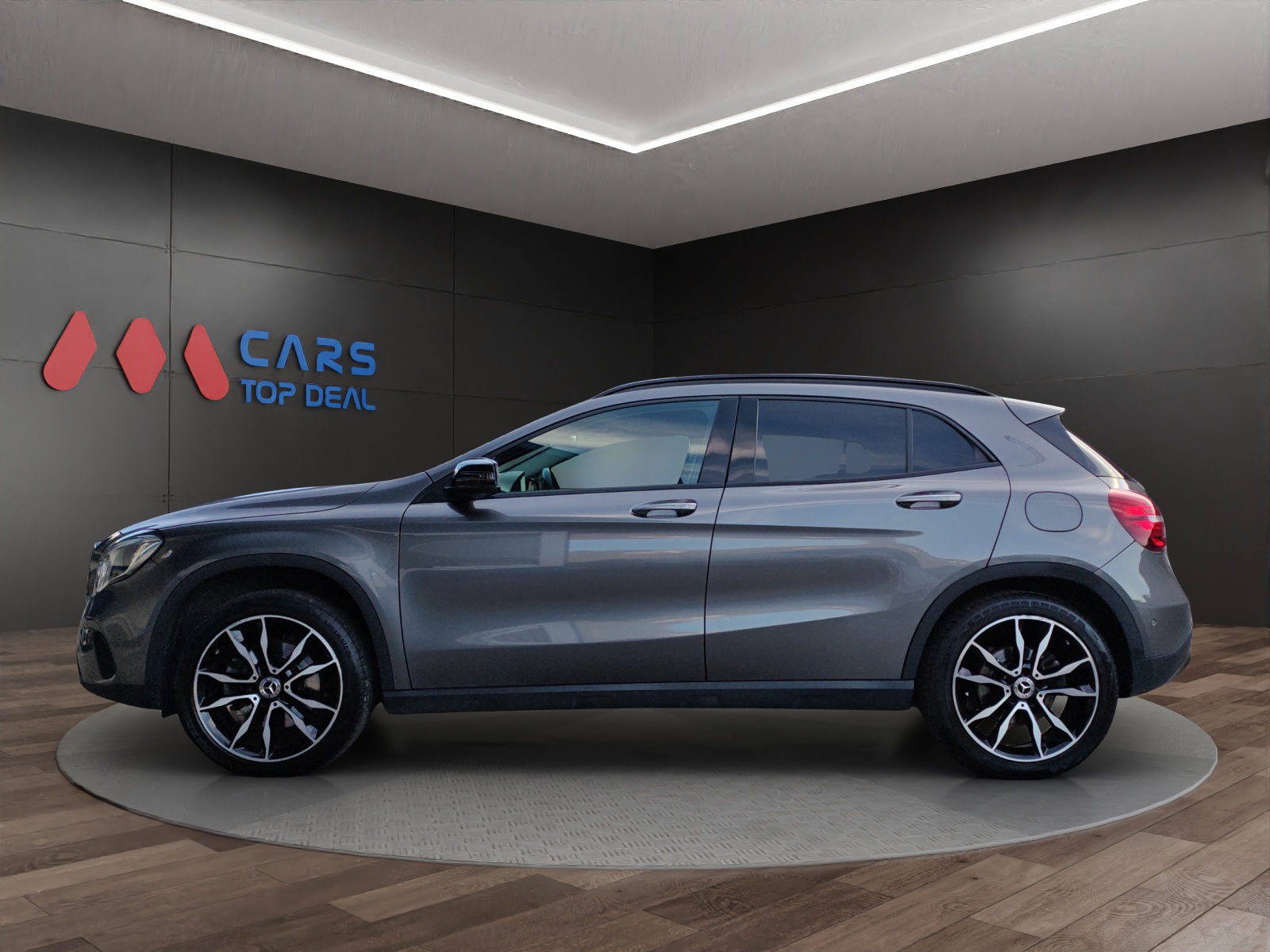 MERCEDES-BENZ GLA 250 Urban 4Matic 7G-DCT [Expertise du jour + Garantie 12 mois + Service & Immat. Offerts]-showroom-element-1