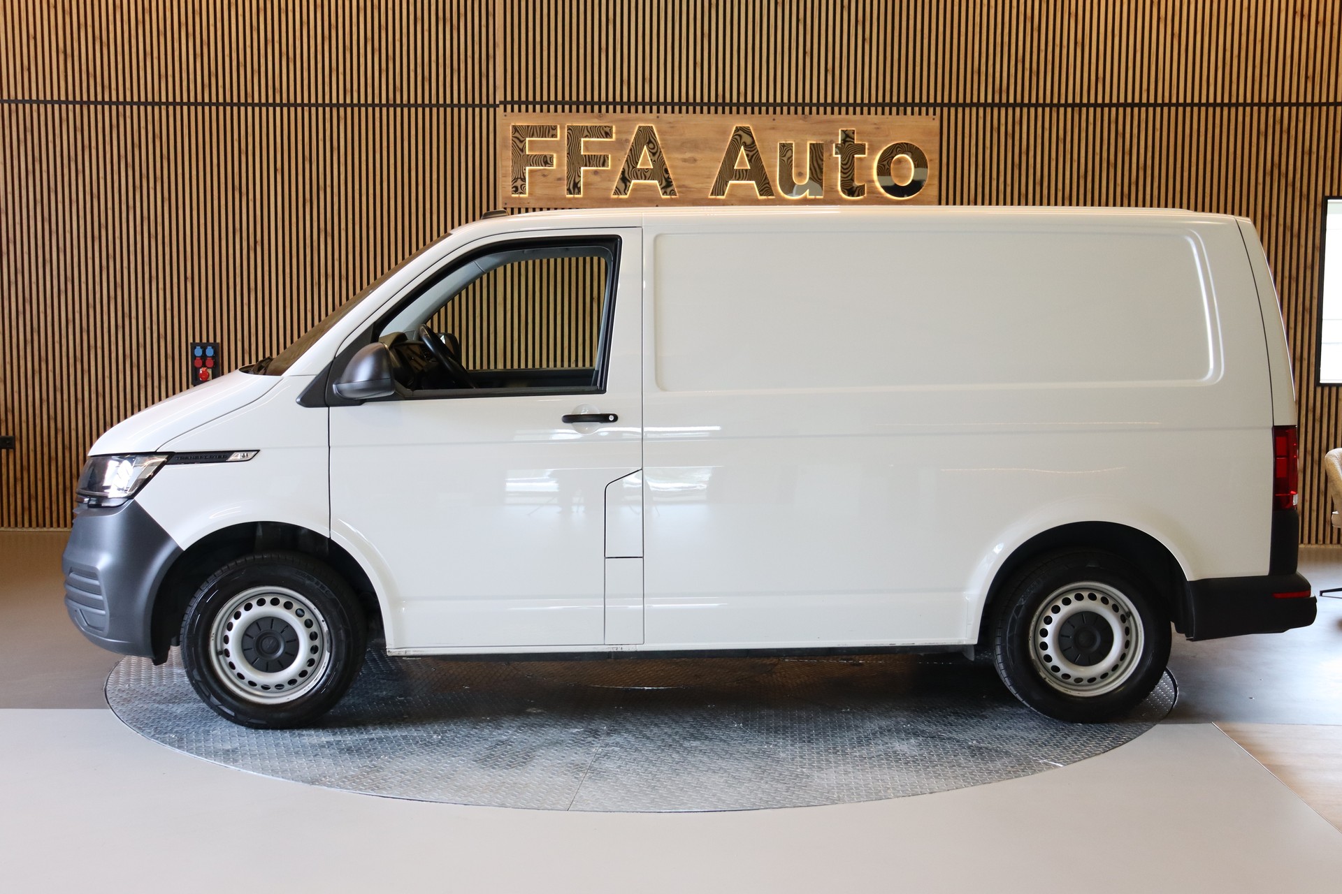 VW T6.1 Kaw. 3000 2.0 TDI 150 4motion-showroom-element-2