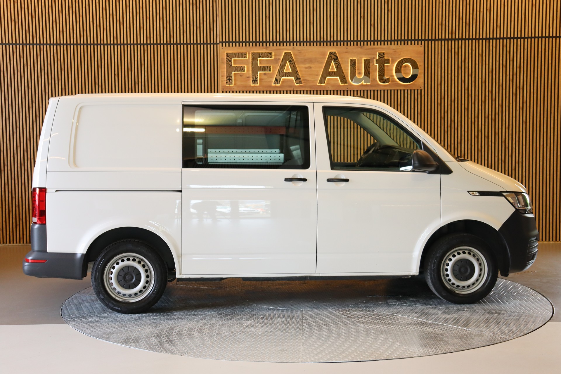 VW T6.1 Kaw. 3000 2.0 TDI 150 4motion-image-6