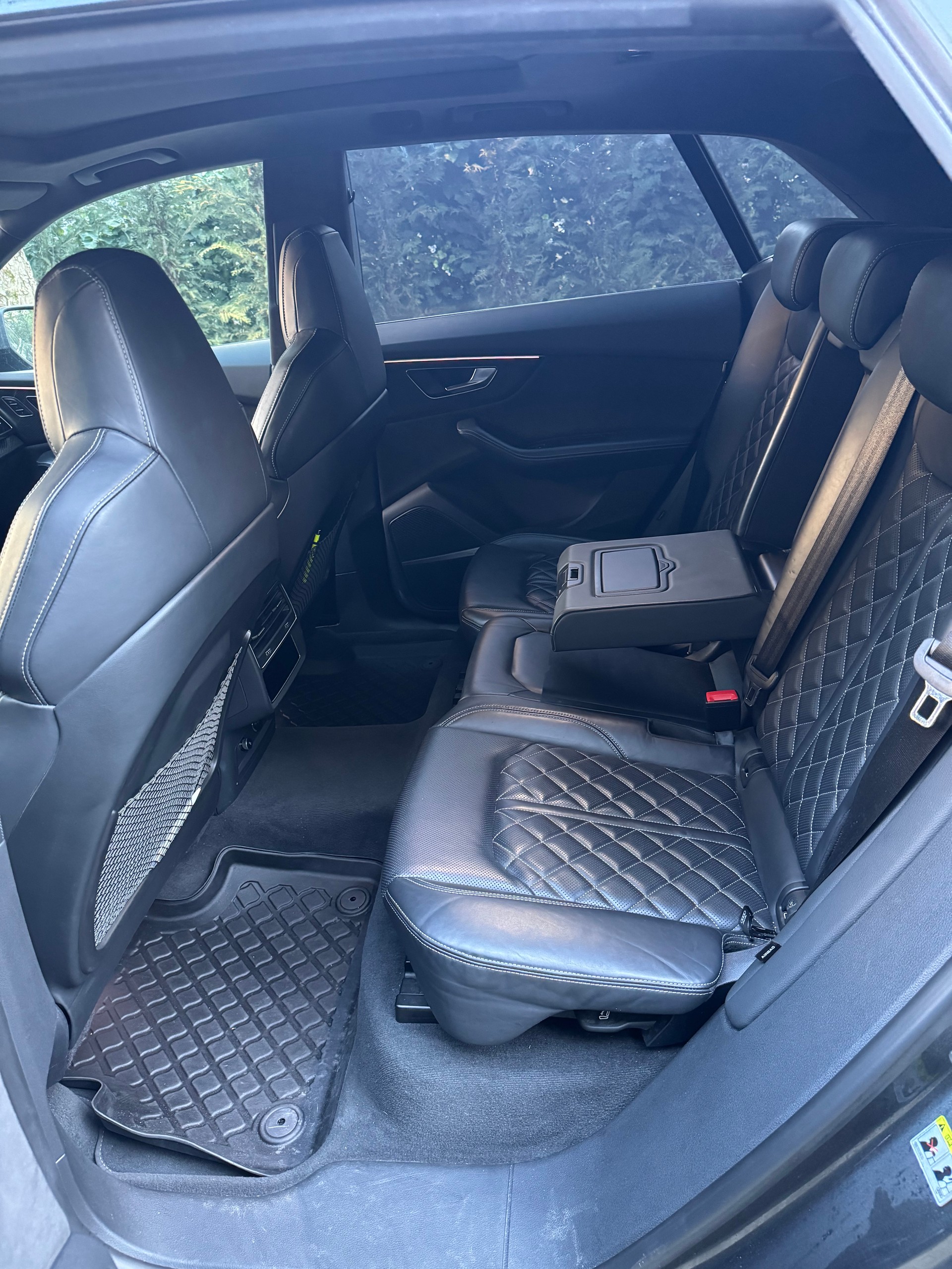 AUDI SQ8 50 TDI quattro tiptronic-image-11