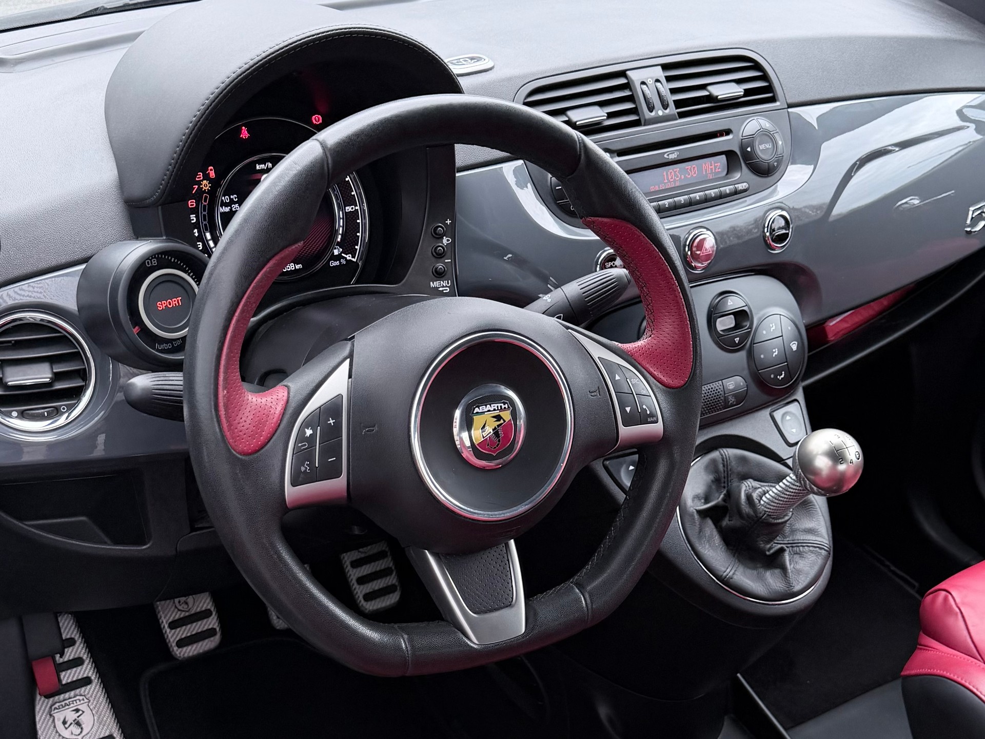FIAT 595C 1.4 16V Turbo Abarth Turismo-image-4