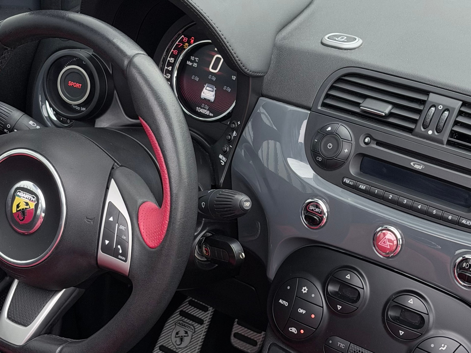 FIAT 595C 1.4 16V Turbo Abarth Turismo-image-7