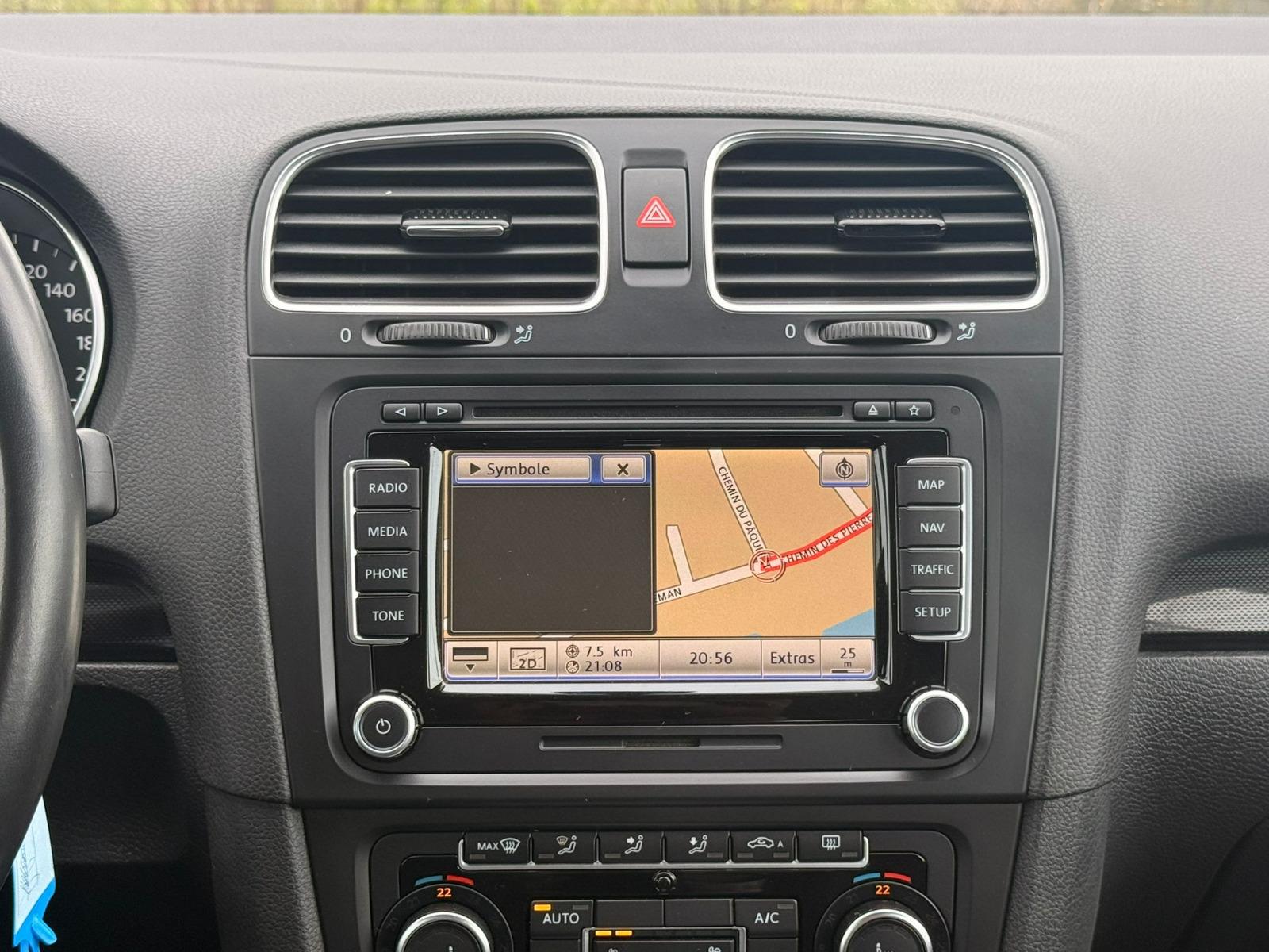 VW Golf 1.2 TSI Trendline DSG-image-23
