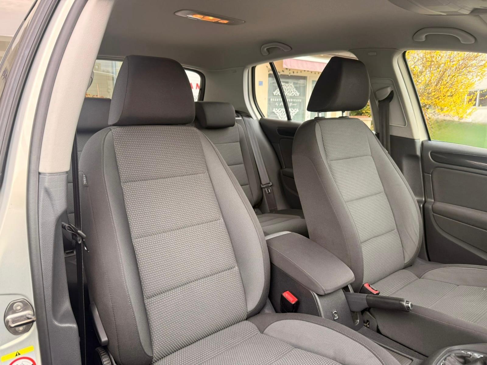 VW Golf 1.2 TSI Trendline DSG-image-19