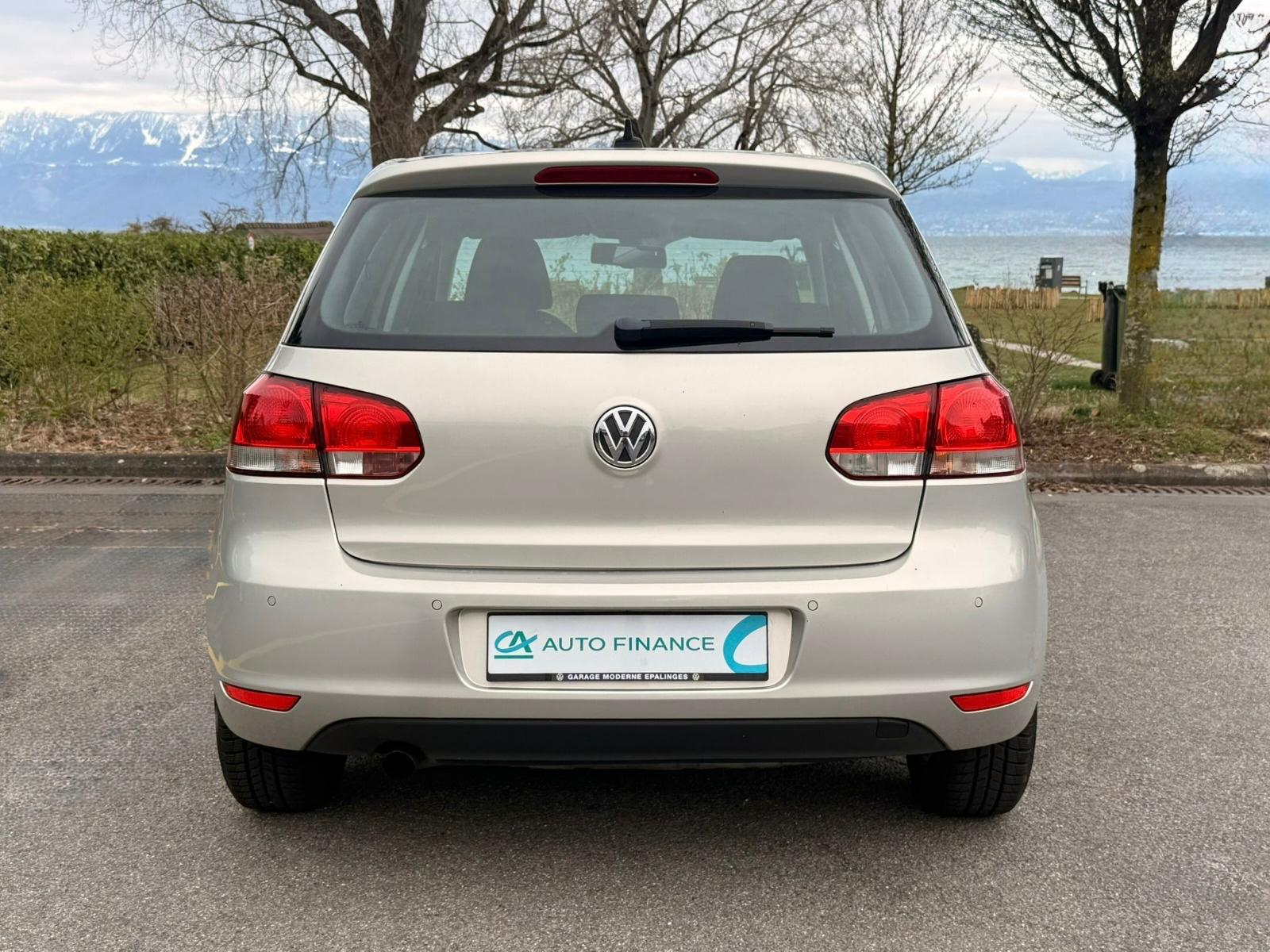 VW Golf 1.2 TSI Trendline DSG-image-5