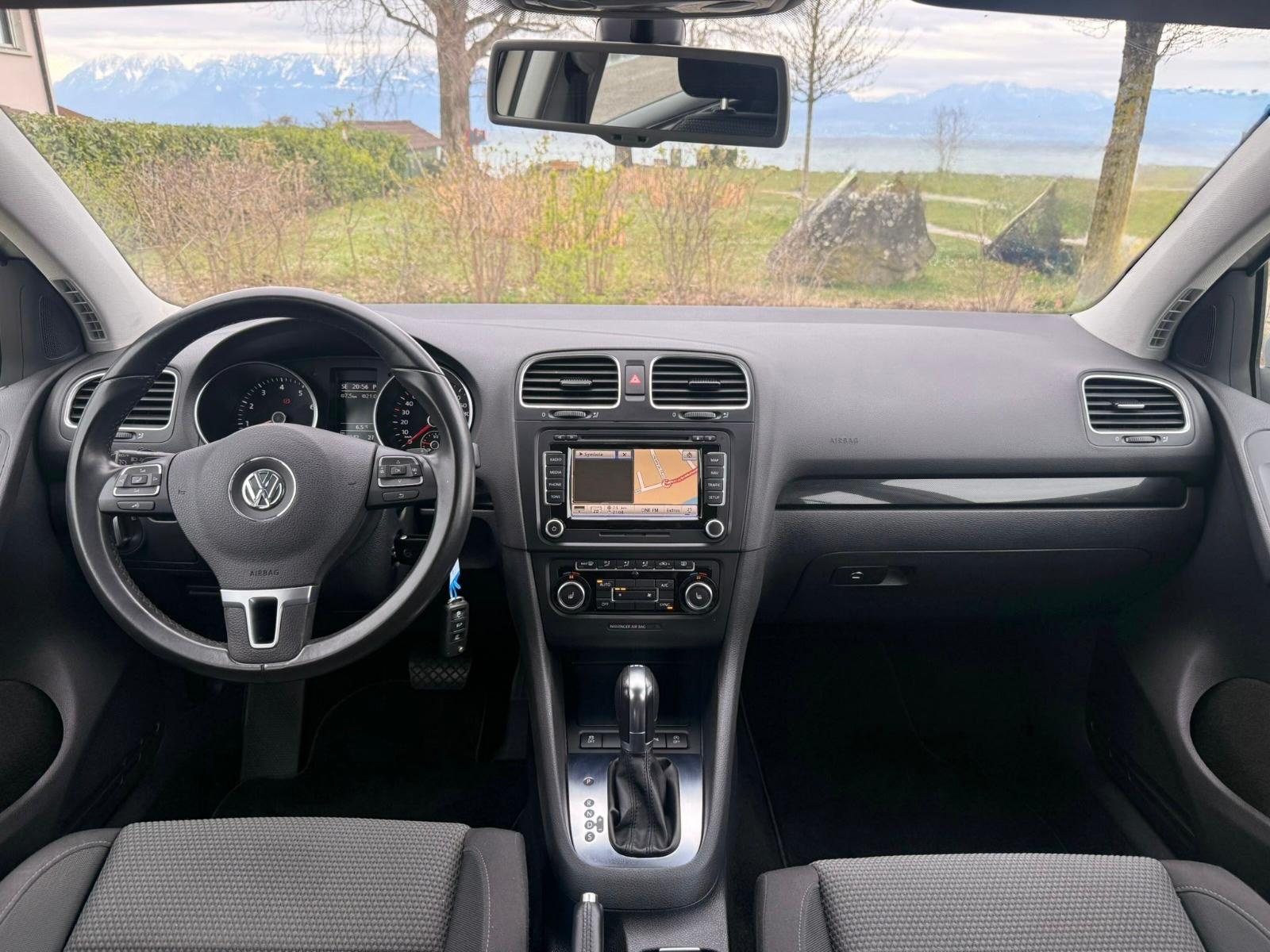 VW Golf 1.2 TSI Trendline DSG-image-11