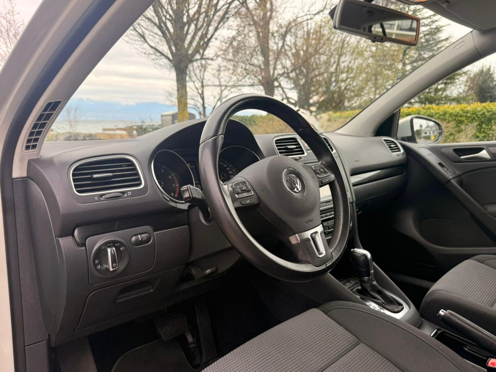 VW Golf 1.2 TSI Trendline DSG-image-10