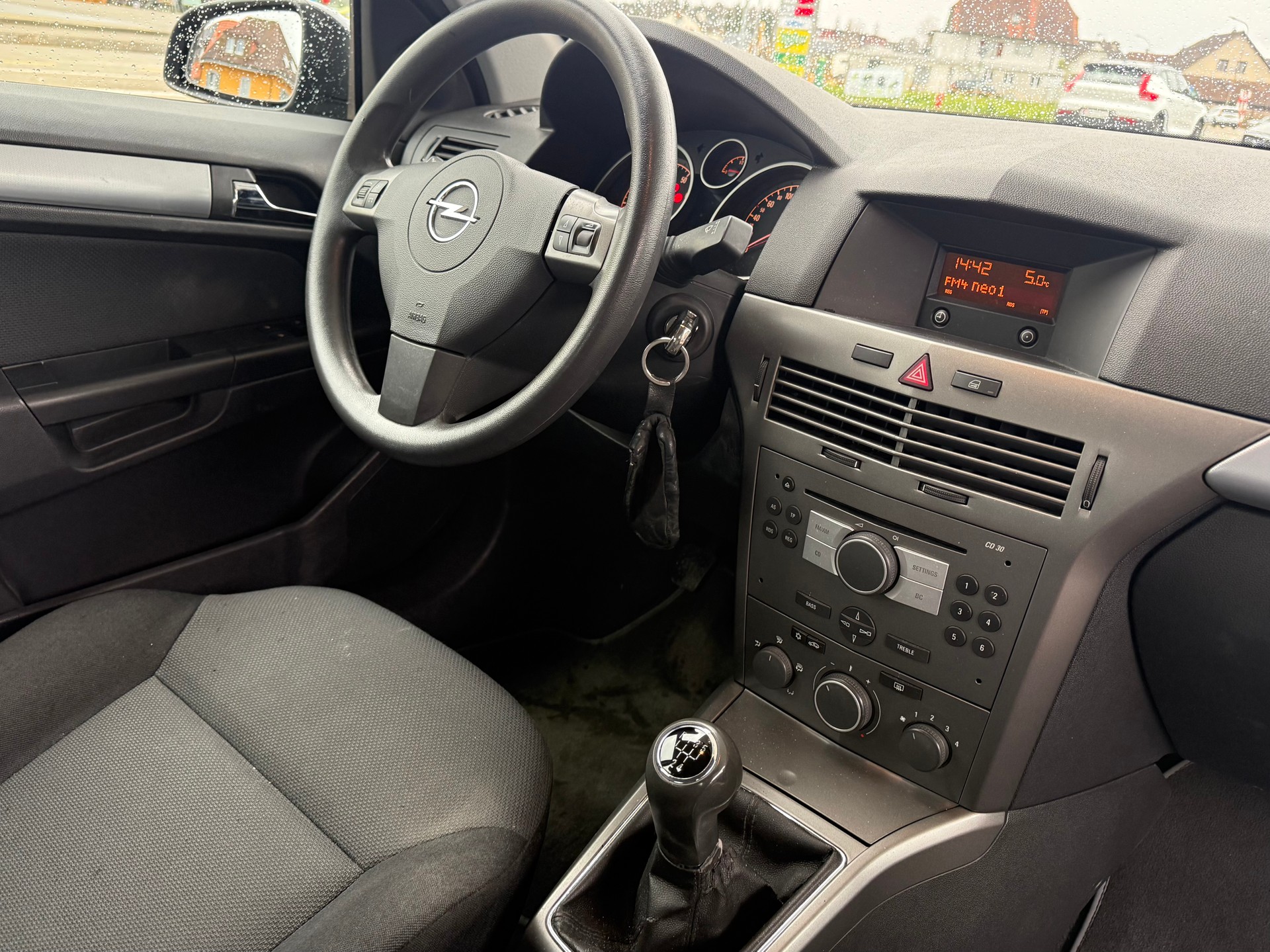 OPEL Astra 1.8i 16V Enjoy-image-10
