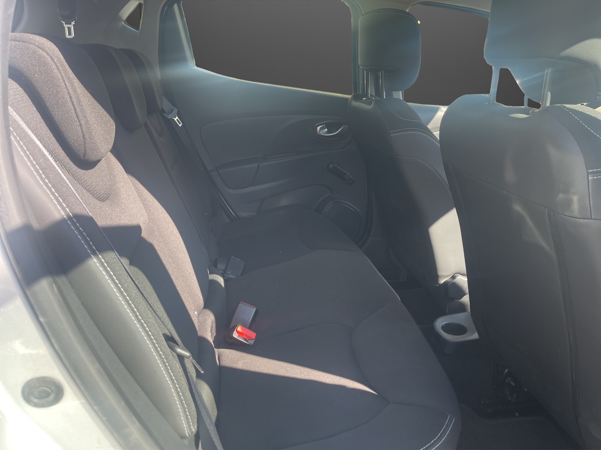 RENAULT Clio 1.2 16V Authentique-image-15