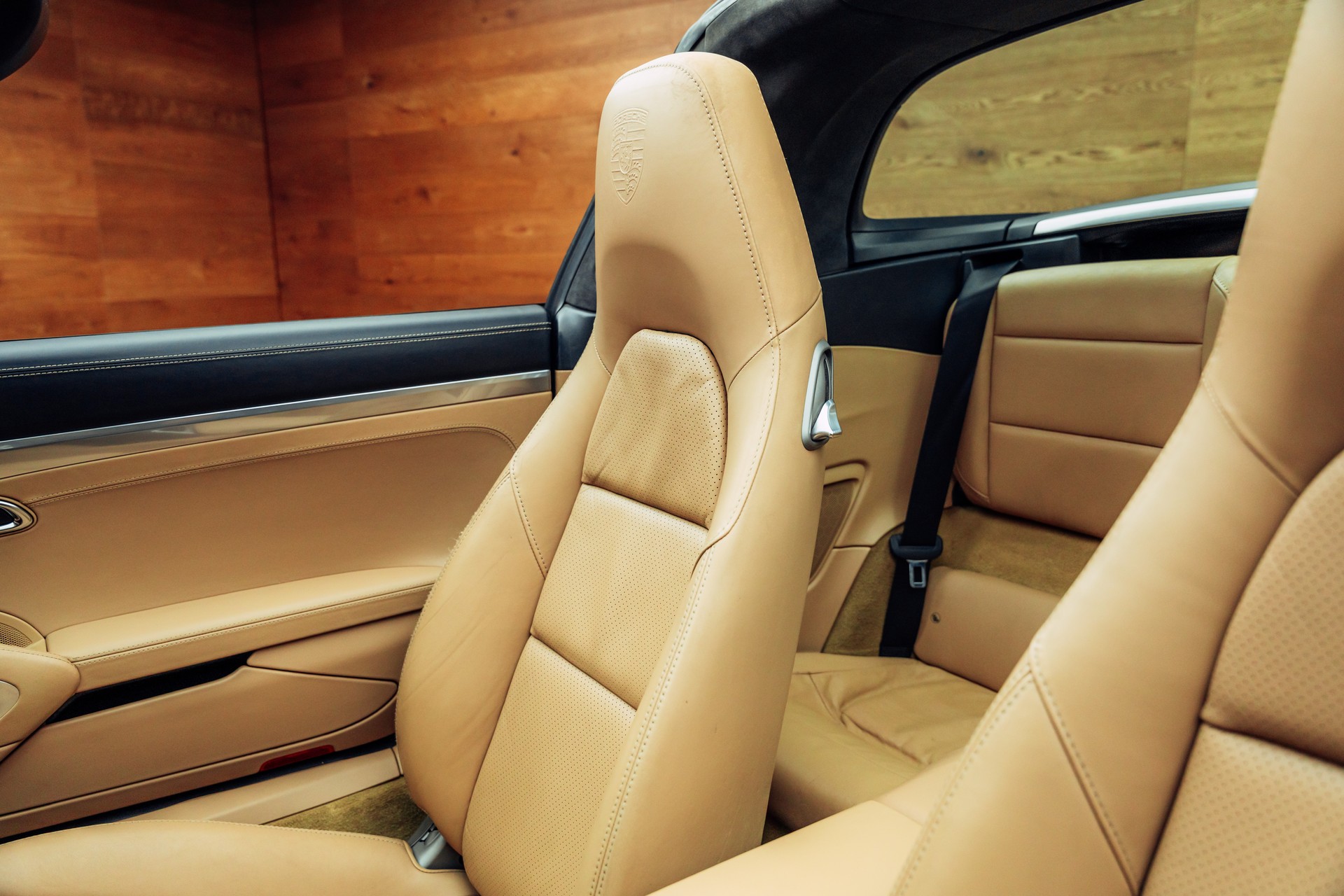 PORSCHE 911 Targa 4-image-6