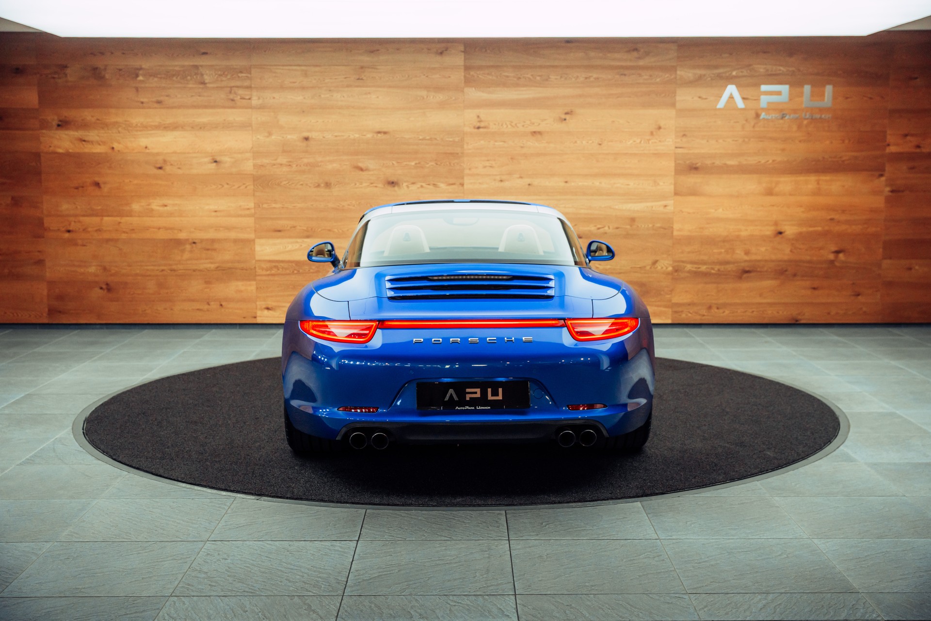 PORSCHE 911 Targa 4-image-15