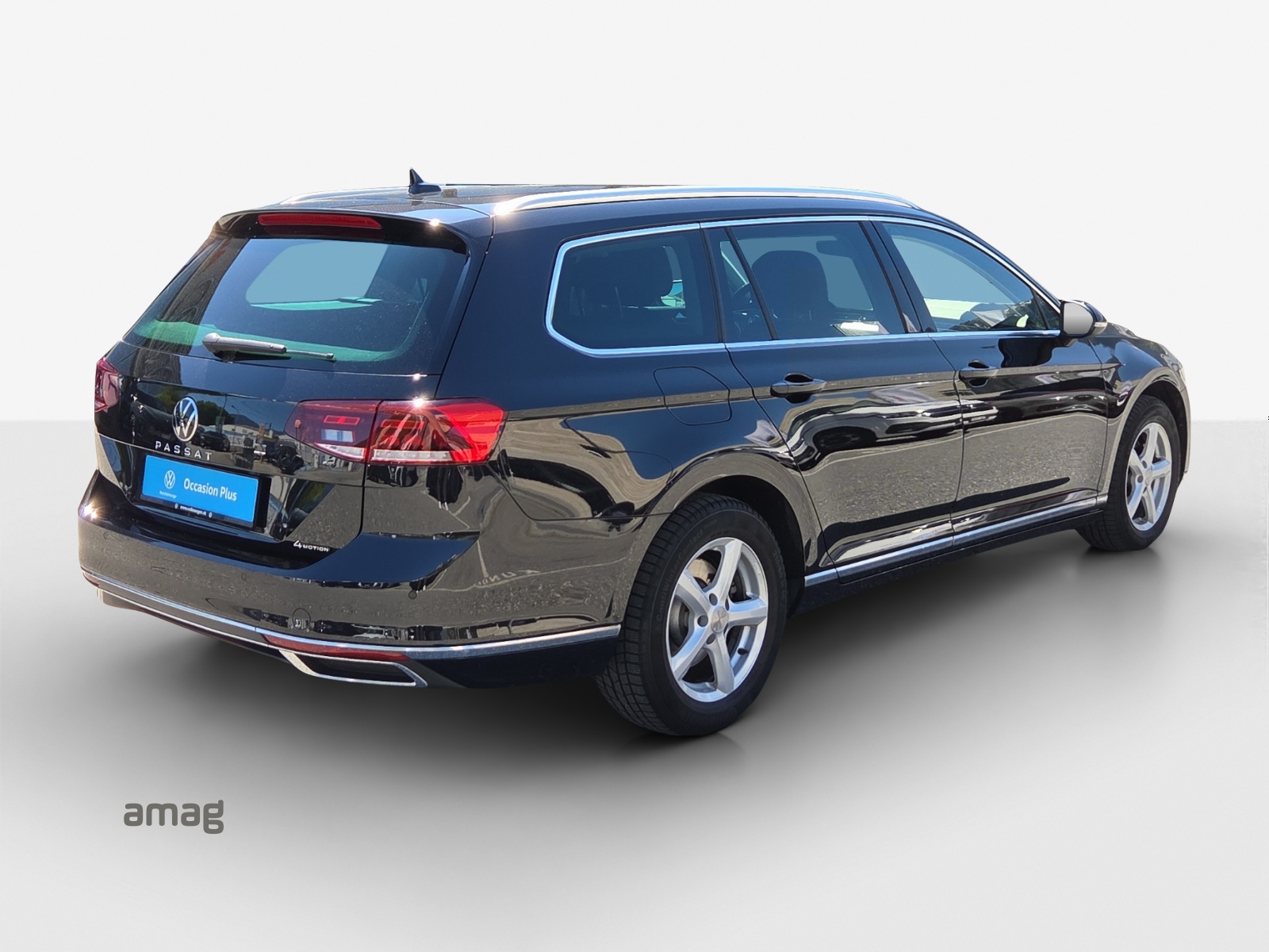 VW Passat 2.0 TDI BMT Elegance 4Motion DSG-image-4