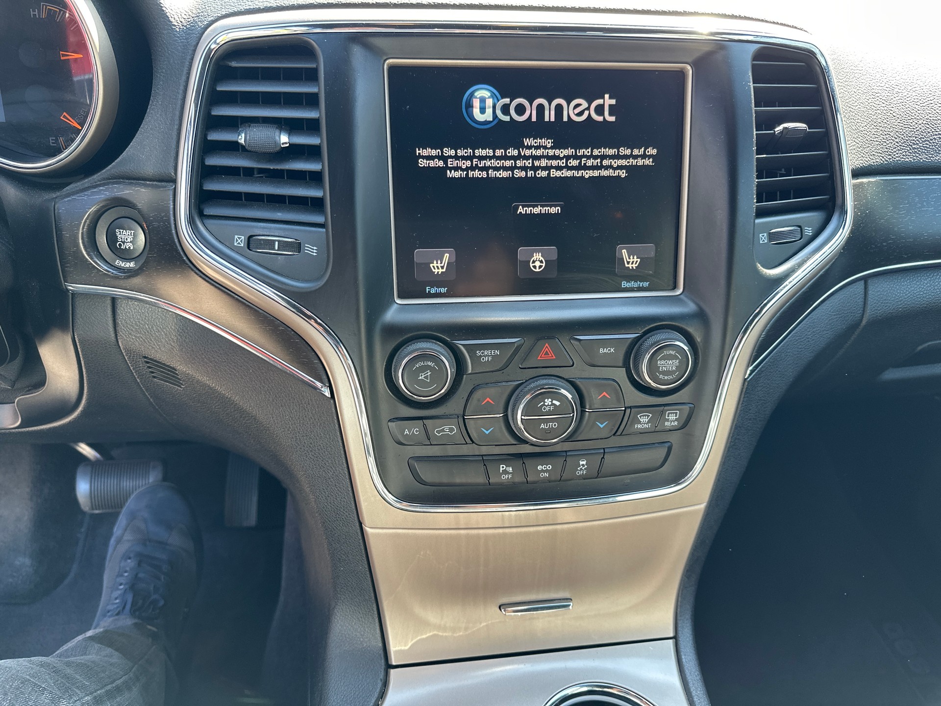 JEEP Grand Cherokee 3.0 CRD Limited Automatic-image-15