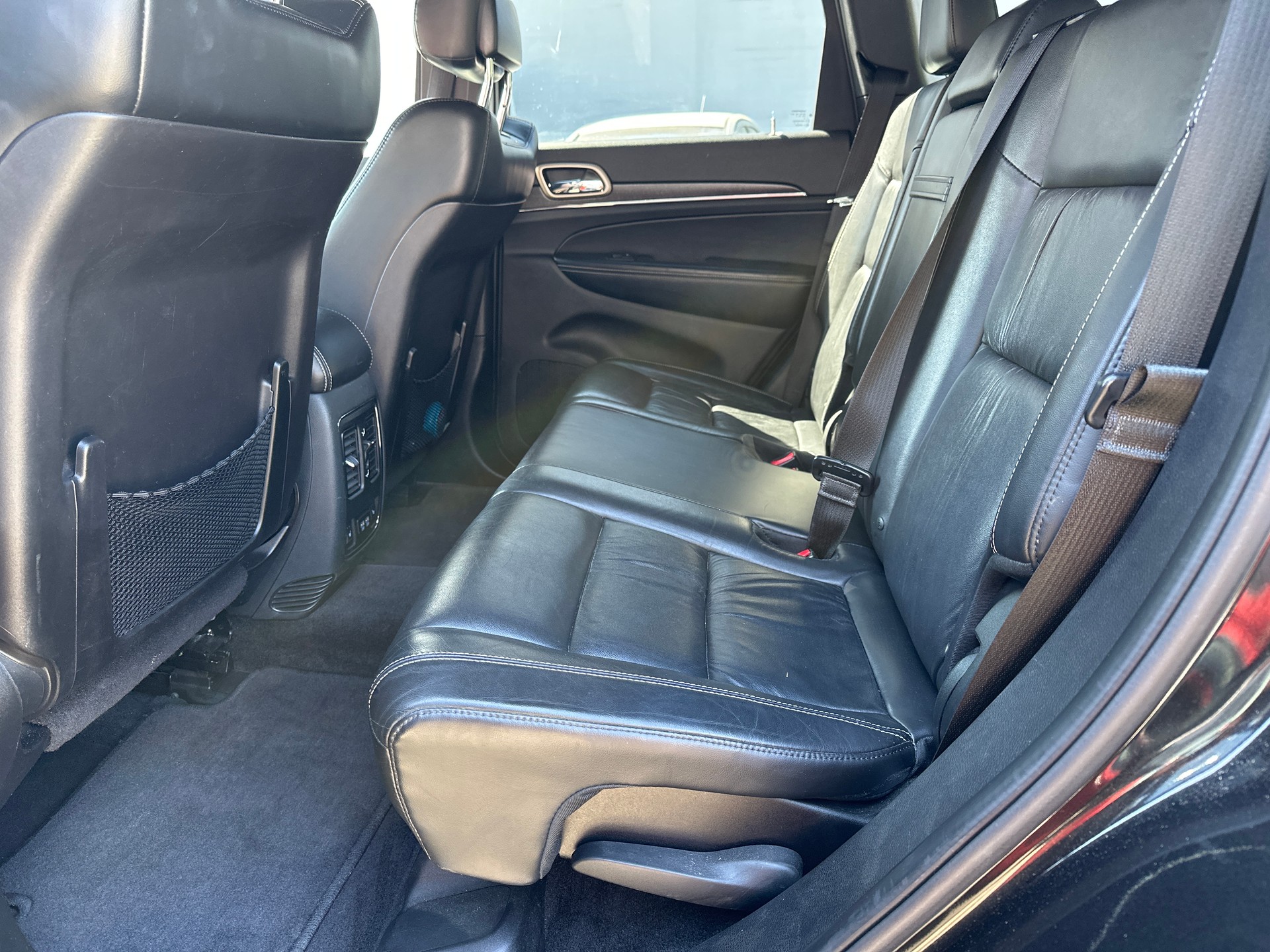 JEEP Grand Cherokee 3.0 CRD Limited Automatic-image-9
