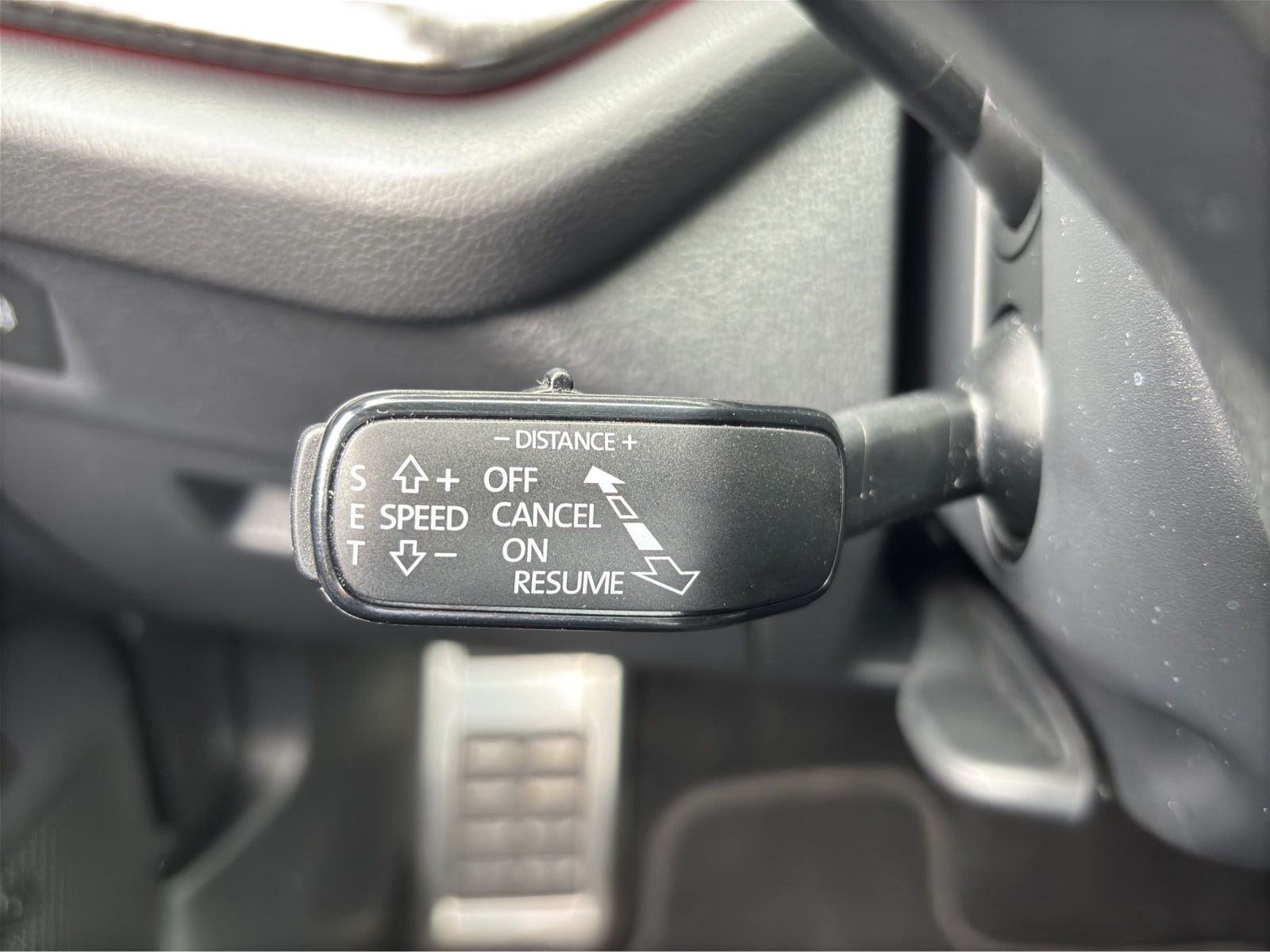 SKODA Octavia Combi 2.0 TDI DSG RS 4x4 mit AHK Vorbereitung & fortl. Werksgarantie 5 Jahre max. 100'000km-image-15
