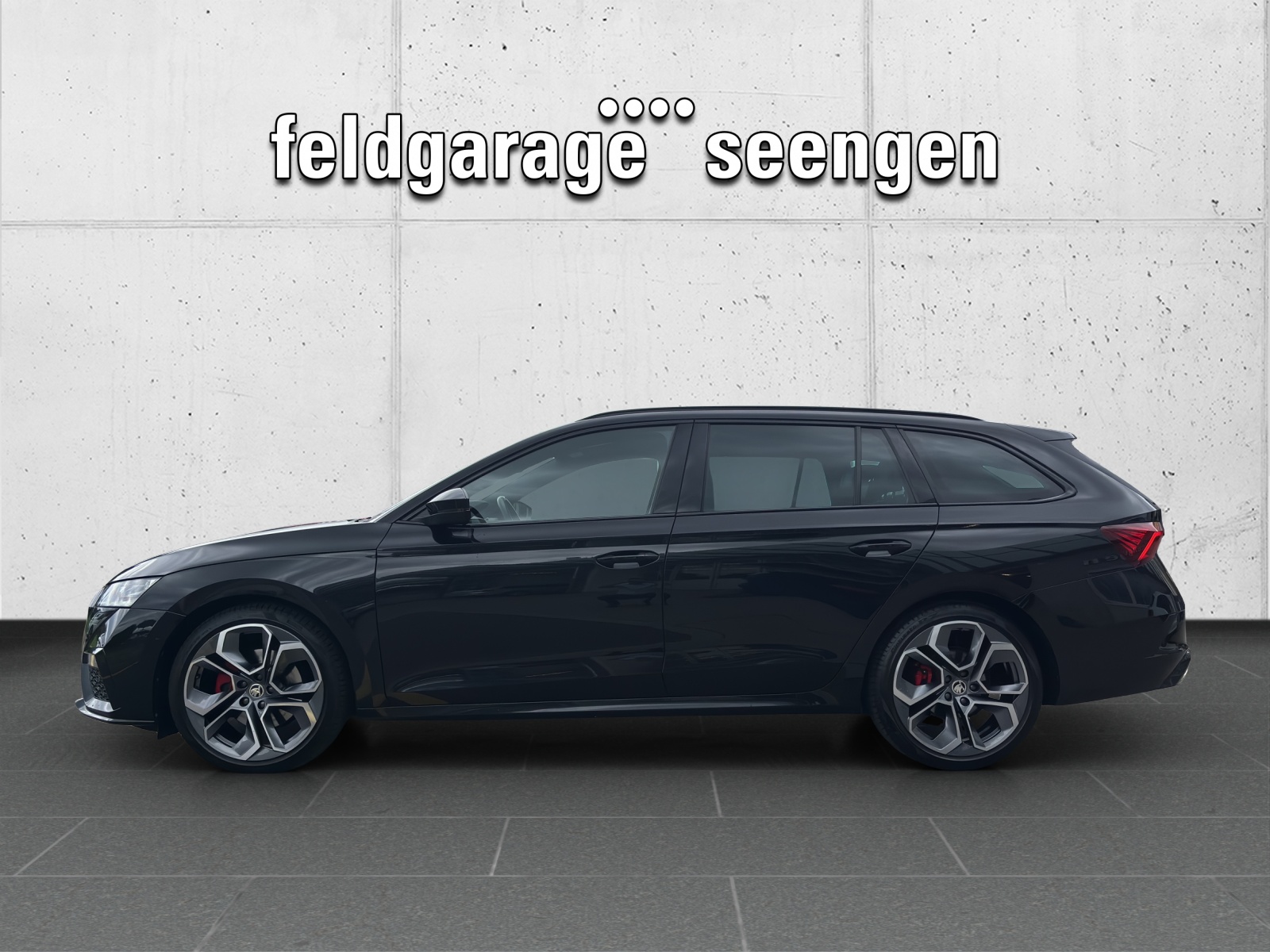 SKODA Octavia Combi 2.0 TDI DSG RS 4x4 mit AHK Vorbereitung & fortl. Werksgarantie 5 Jahre max. 100'000km-image-1