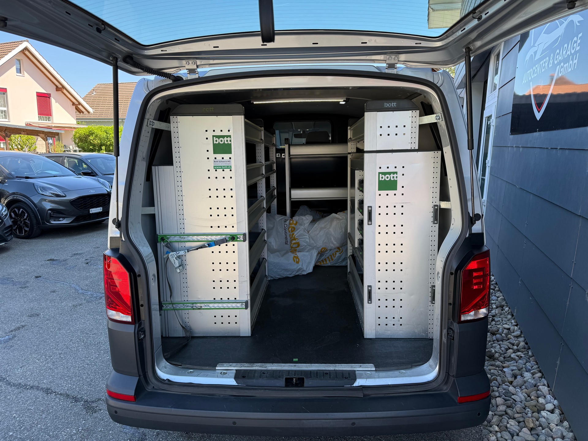 VW T6.1 2.0 TDI 4Motion °° Mit bott Einrichtung °°-image-8