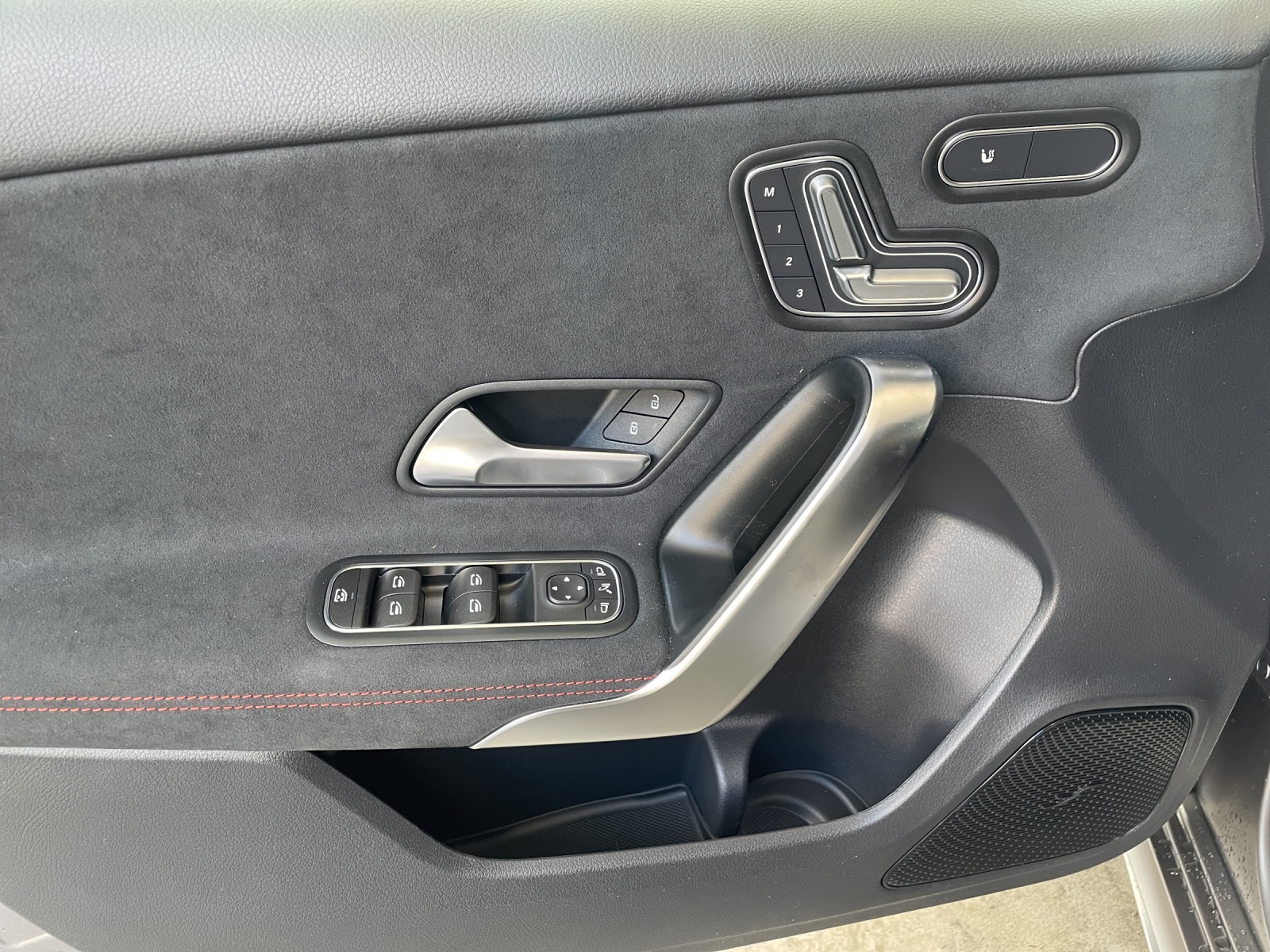 Image MERCEDES-BENZ A-250 A 250 4Matic 8G-DCT