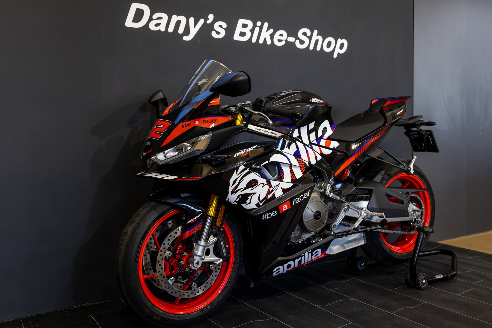 APRILIA RS GP 660 Bezzechi E5+ (35kW)-showroom-element-1