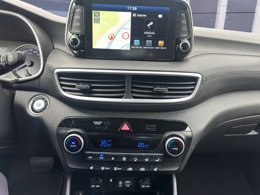 HYUNDAI TUCSON 1.6 T-GDi Amplia 4WD-image-14