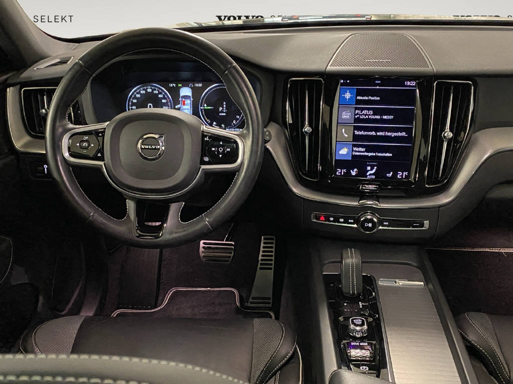 VOLVO XC60 2.0 T8 TE R-Design eAWD-image-9