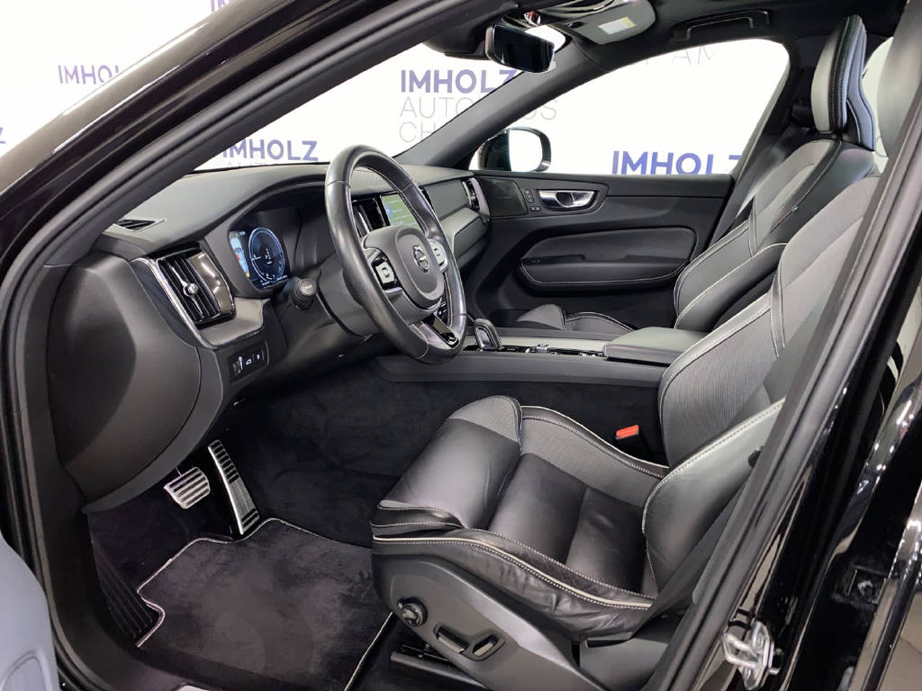 VOLVO XC60 2.0 T8 TE R-Design eAWD-image-15