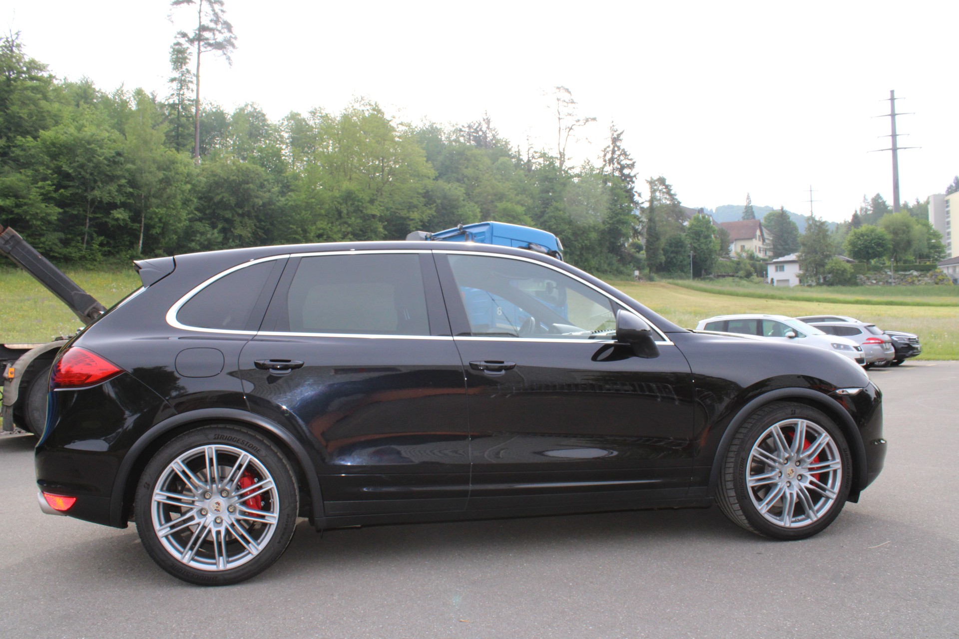 PORSCHE Cayenne Turbo-image-6