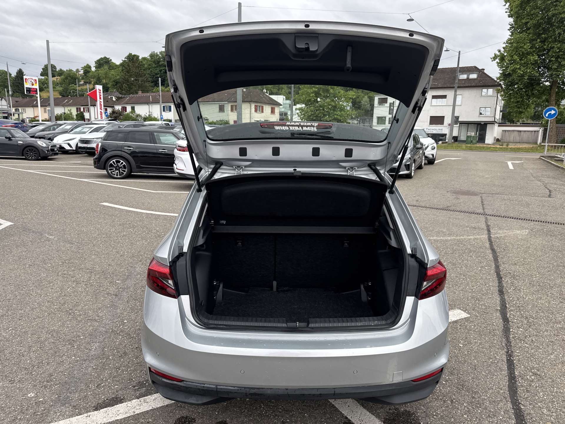 SKODA Fabia 1.0 TSi Young Edition Top-Preis-image-7