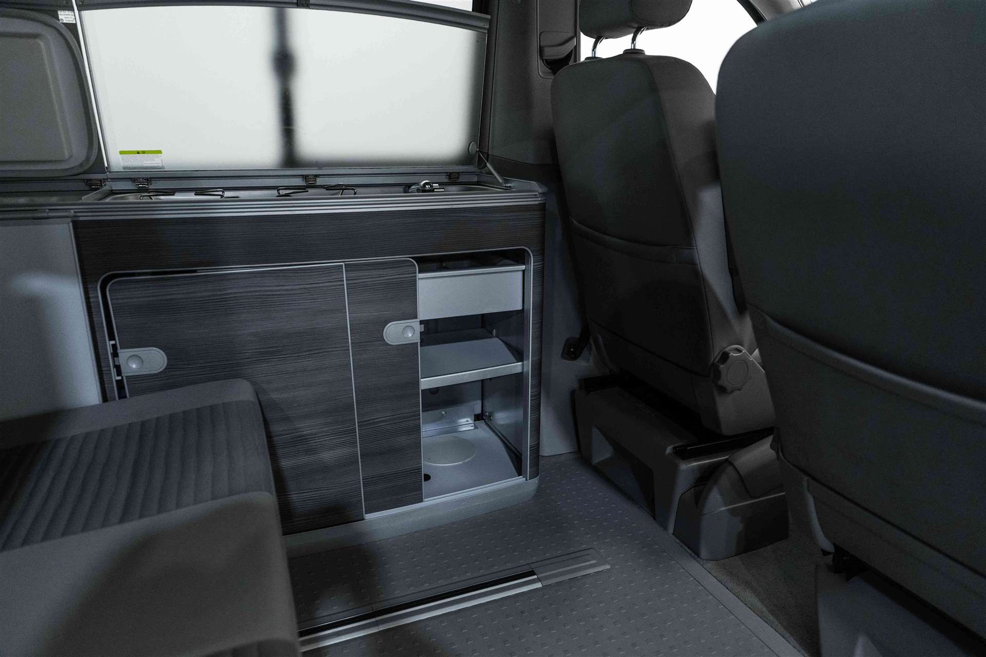 VW T6 California 2.0 TDI Ocean 4Motion-image-17