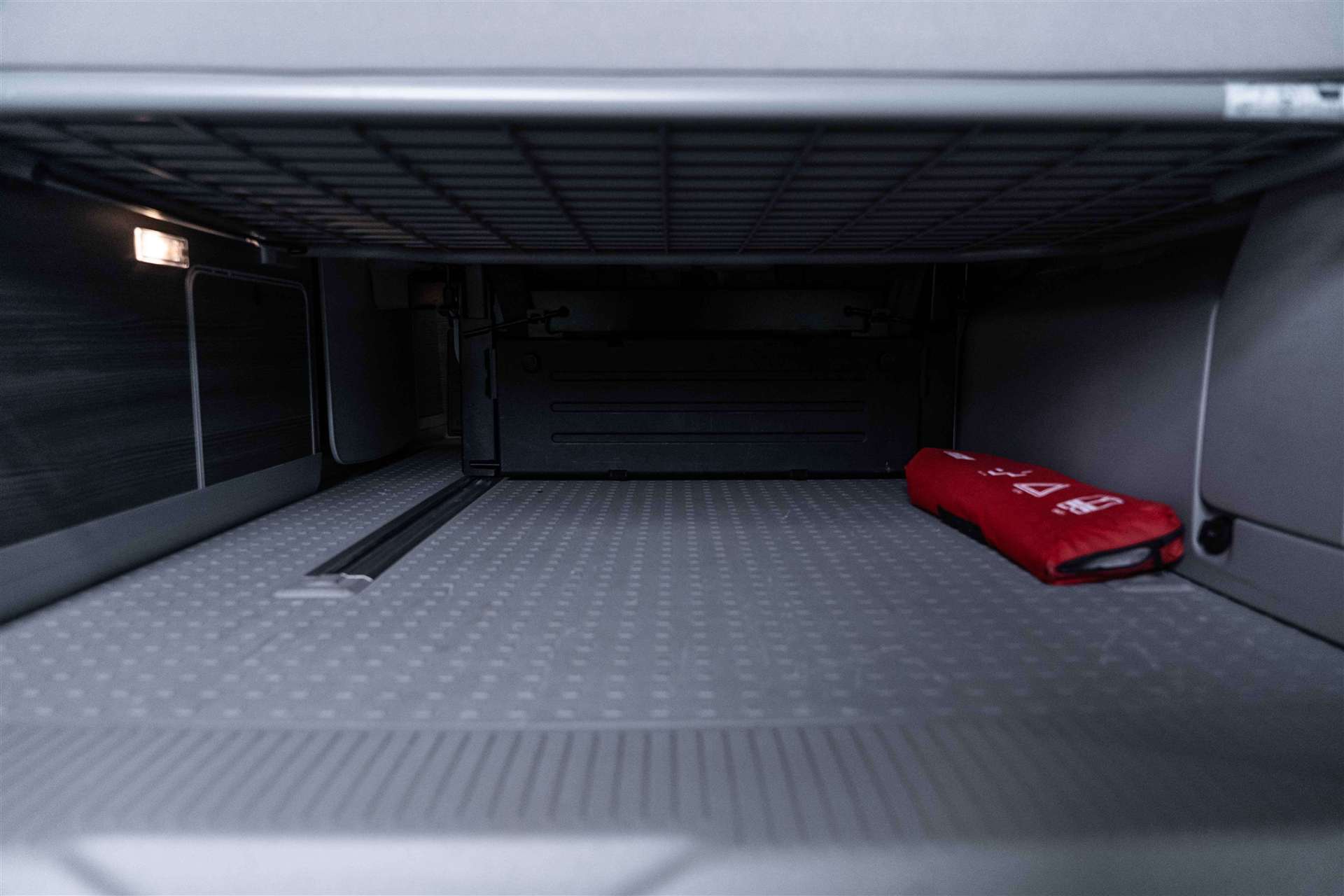 VW T6 California 2.0 TDI Ocean 4Motion-image-22