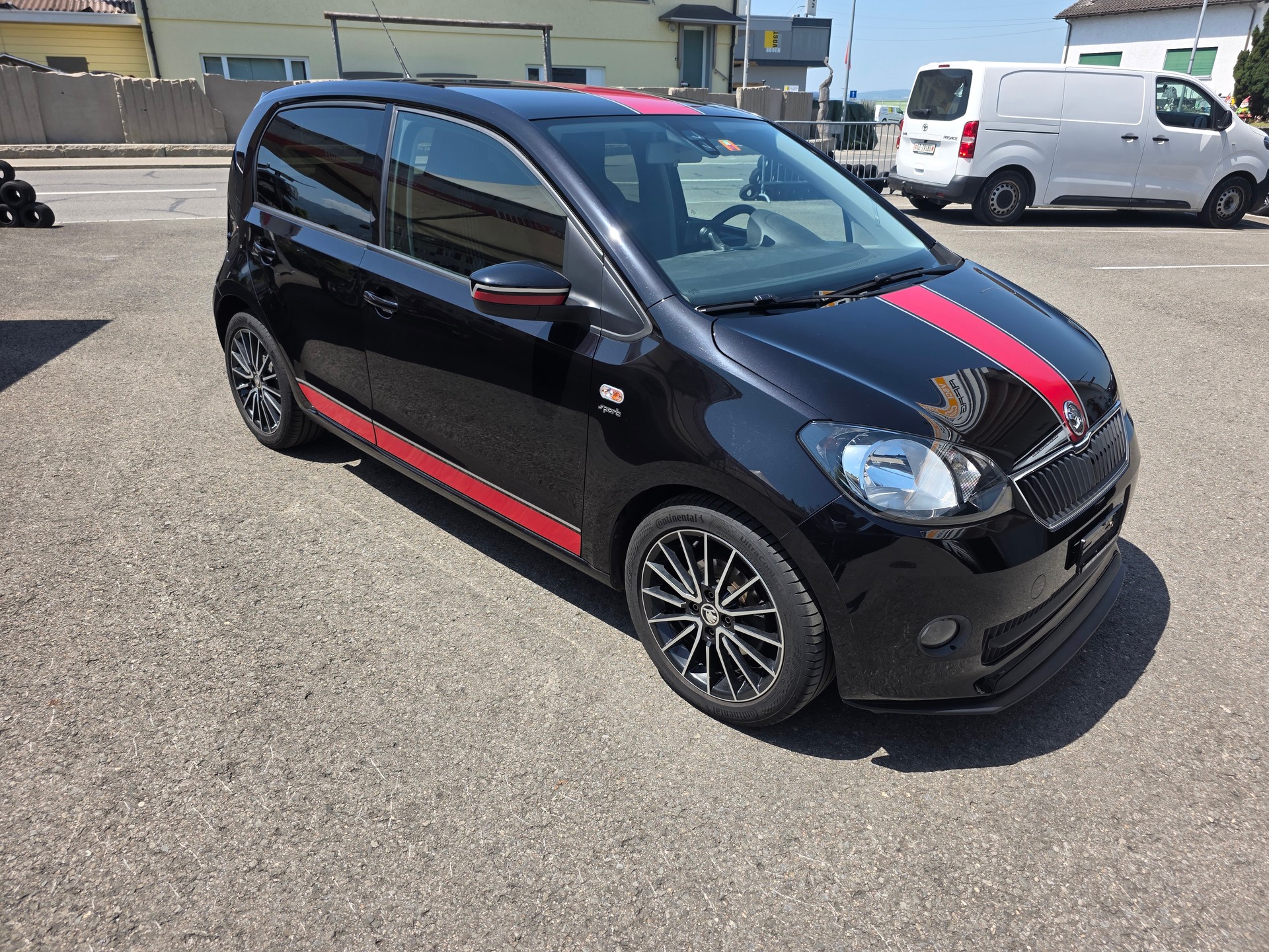 SKODA Citigo 1.0 G-tec Sport-image-2