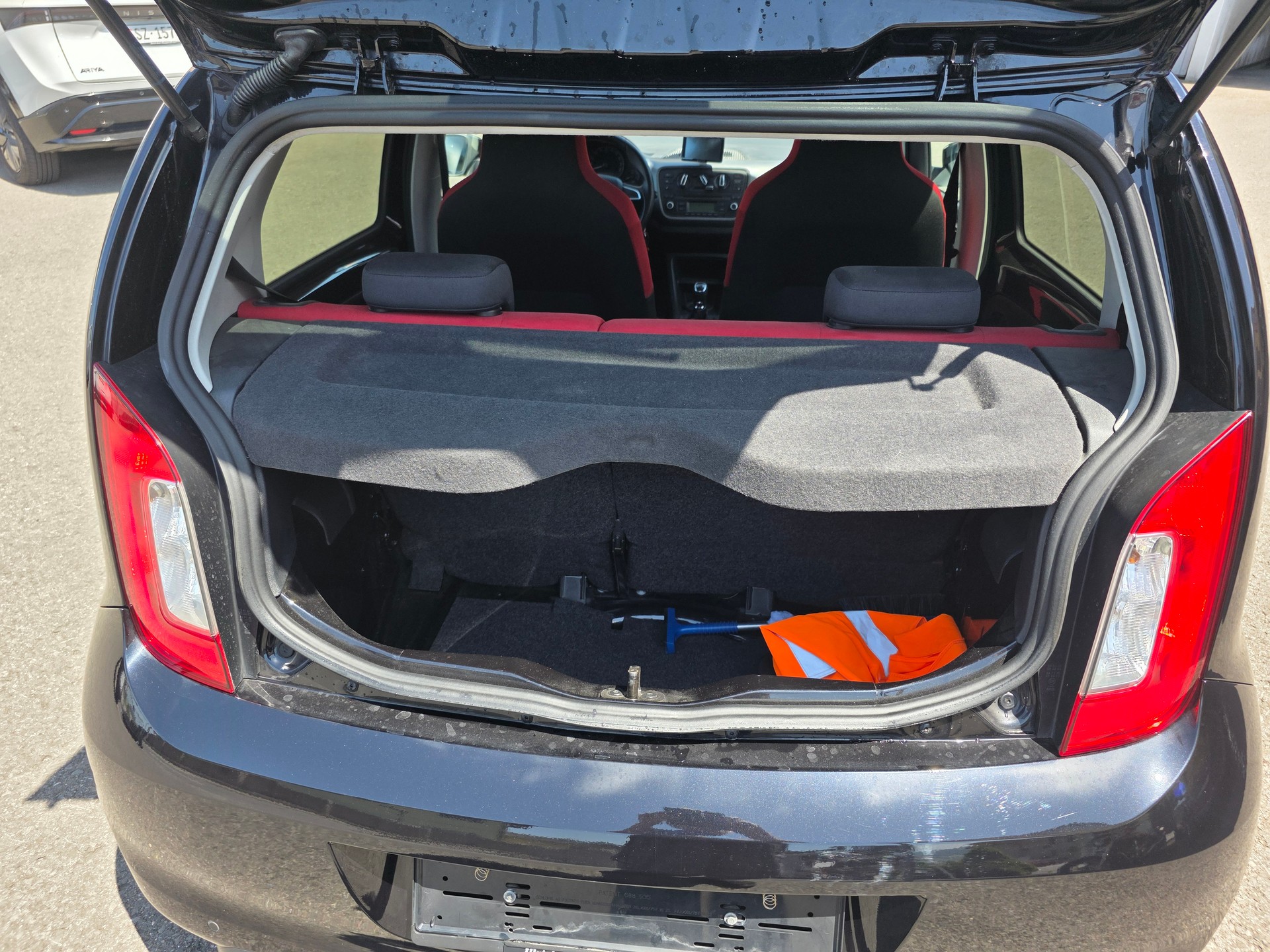 SKODA Citigo 1.0 G-tec Sport-image-11