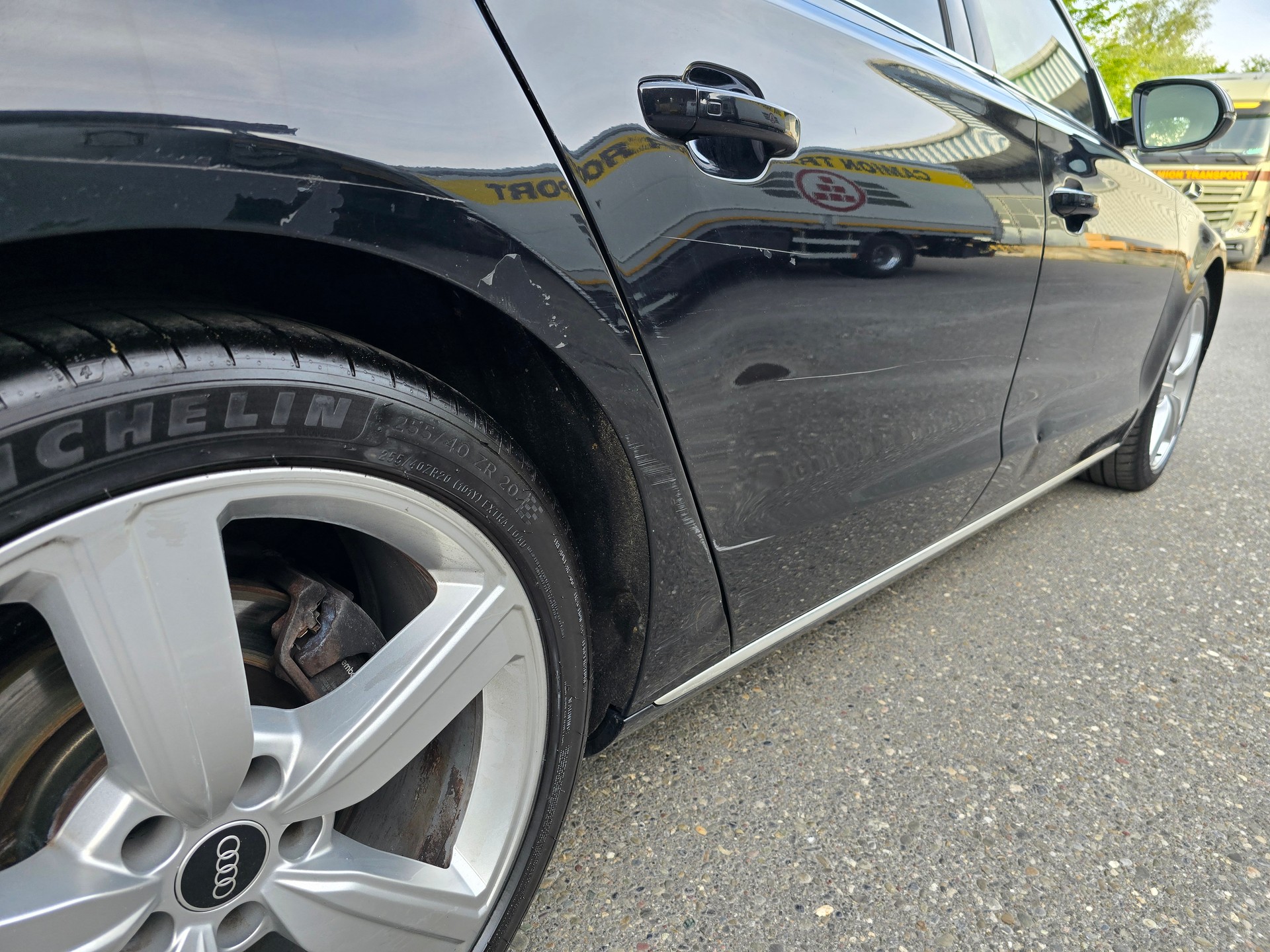 AUDI A8 3.0 TDI quattro tiptronic-image-15