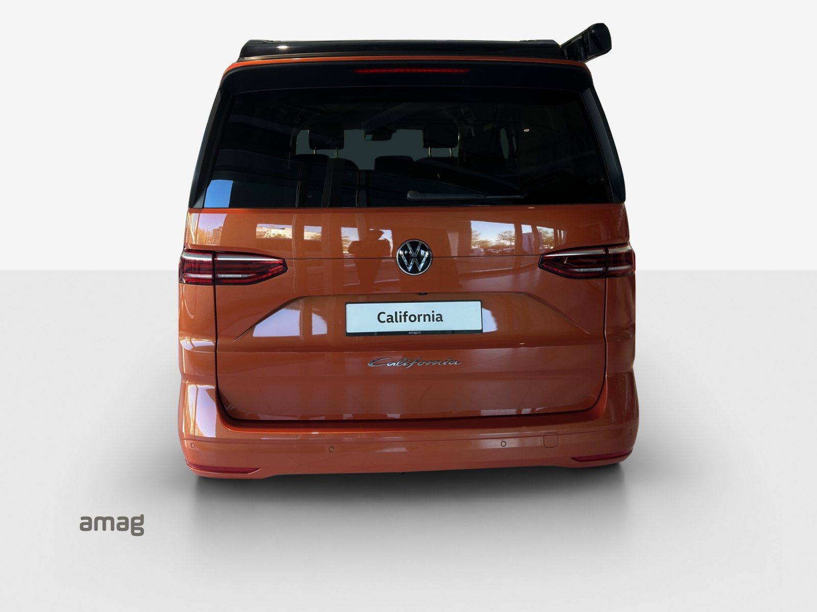 VW California 2.0 TDI Beach Tour-showroom-element-3